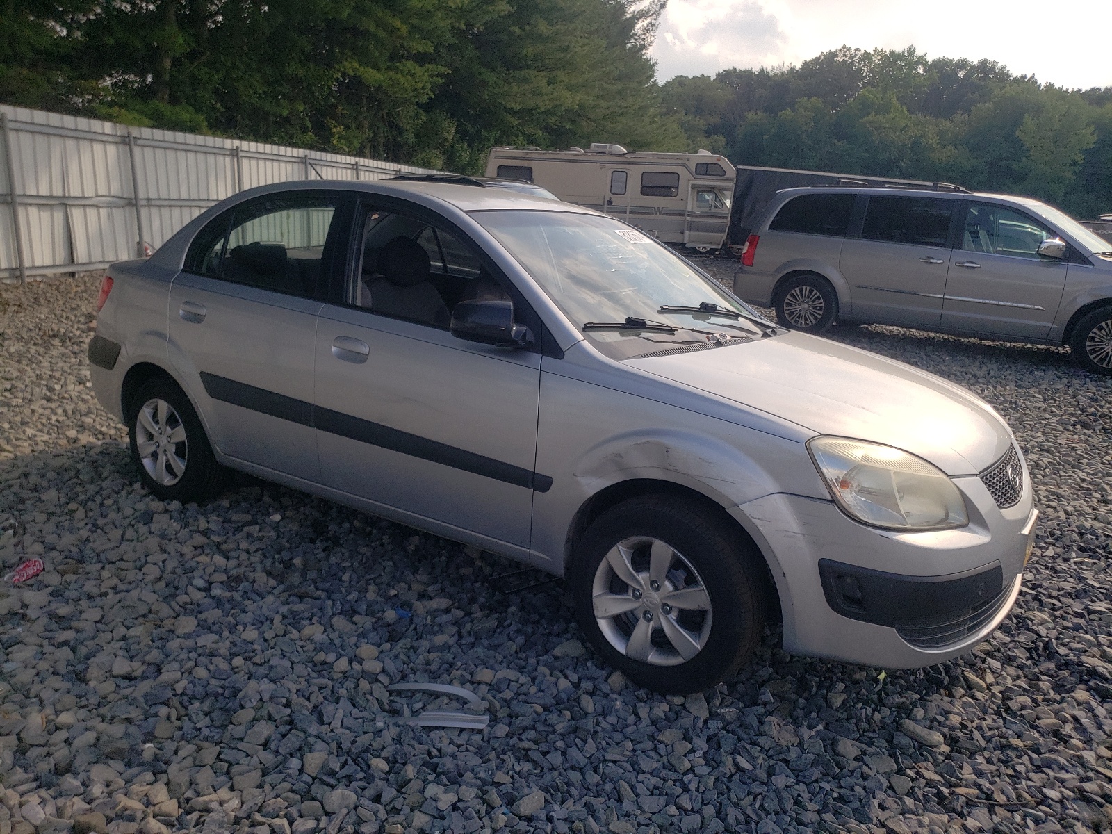 KNADE123986383703 2008 Kia Rio Base