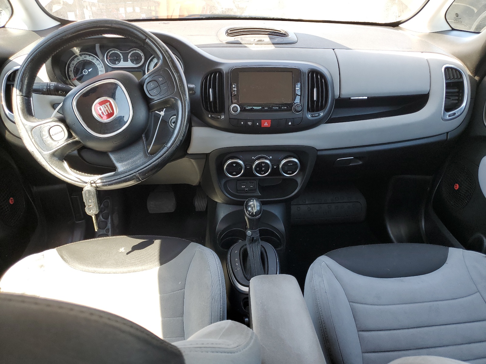 2014 Fiat 500L Easy vin: ZFBCFABH0EZ002230