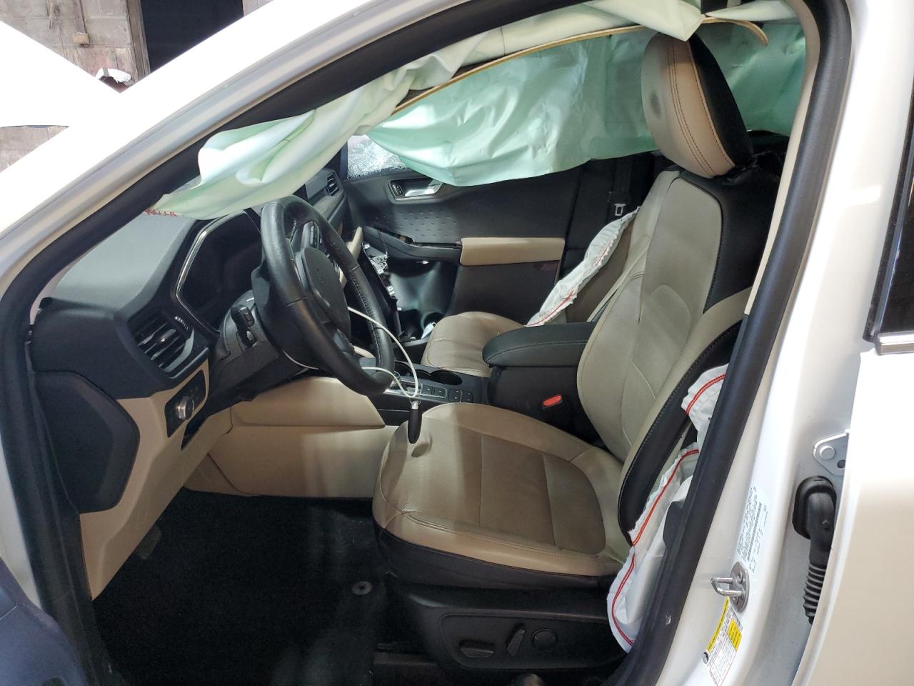 2020 Ford Escape Titanium VIN: 1FMCU9J90LUB17671 Lot: 64156914