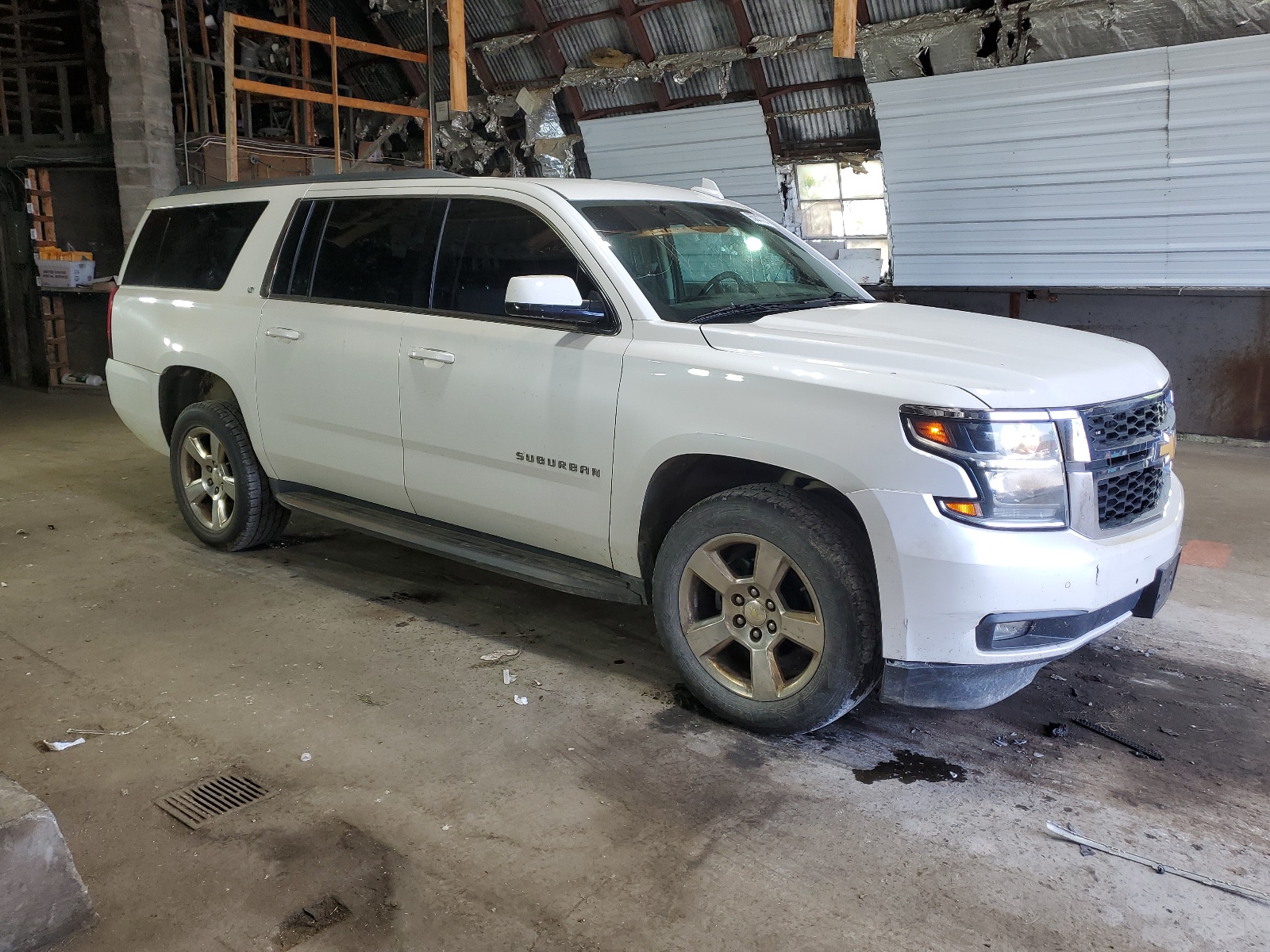 2016 Chevrolet Suburban K1500 Lt vin: 1GNSKHKC0GR167383