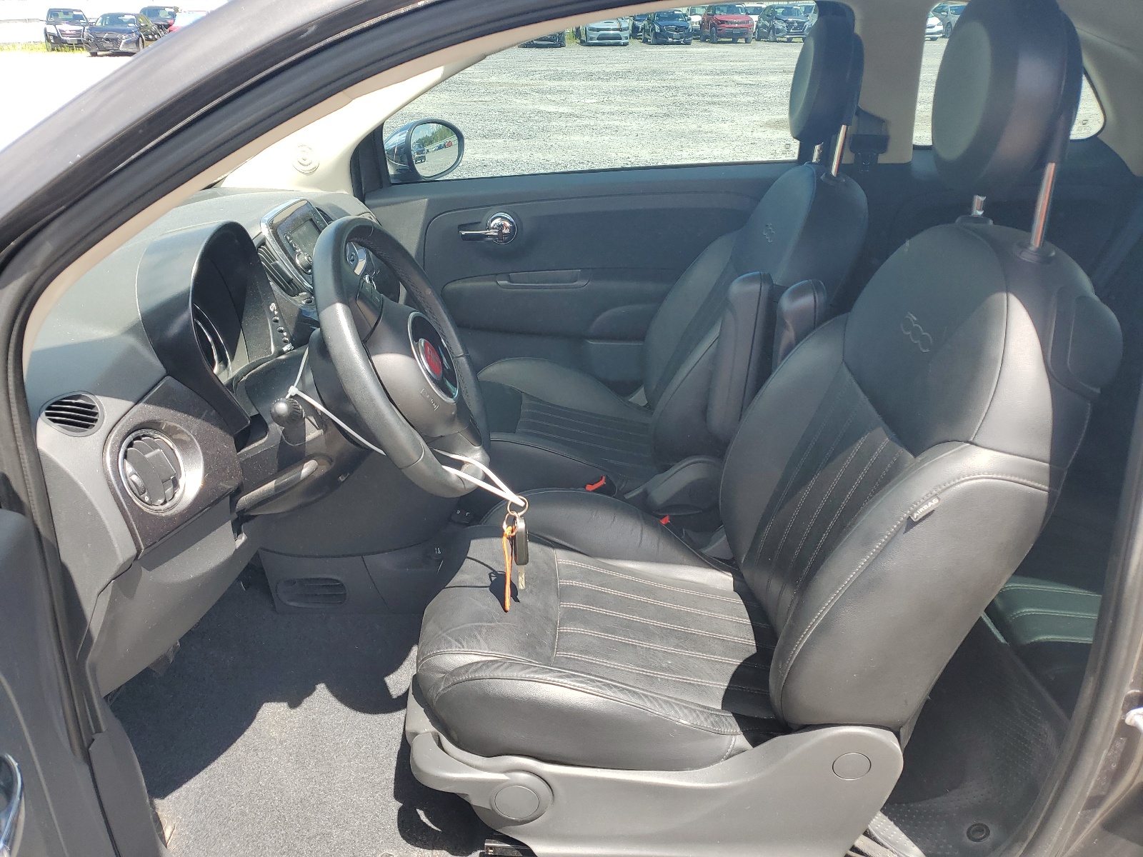 3C3CFFEH7JT377592 2018 Fiat 500 Lounge