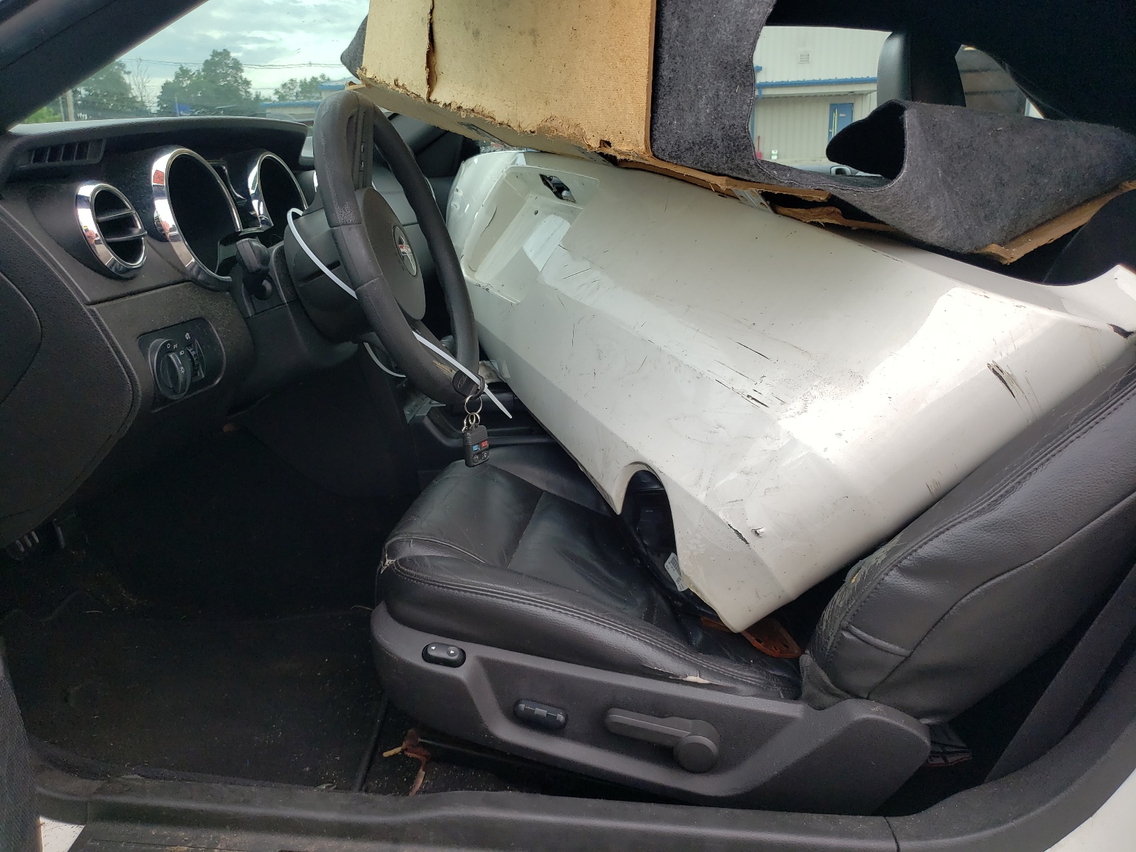 1ZVHT84N985146326 2008 Ford Mustang