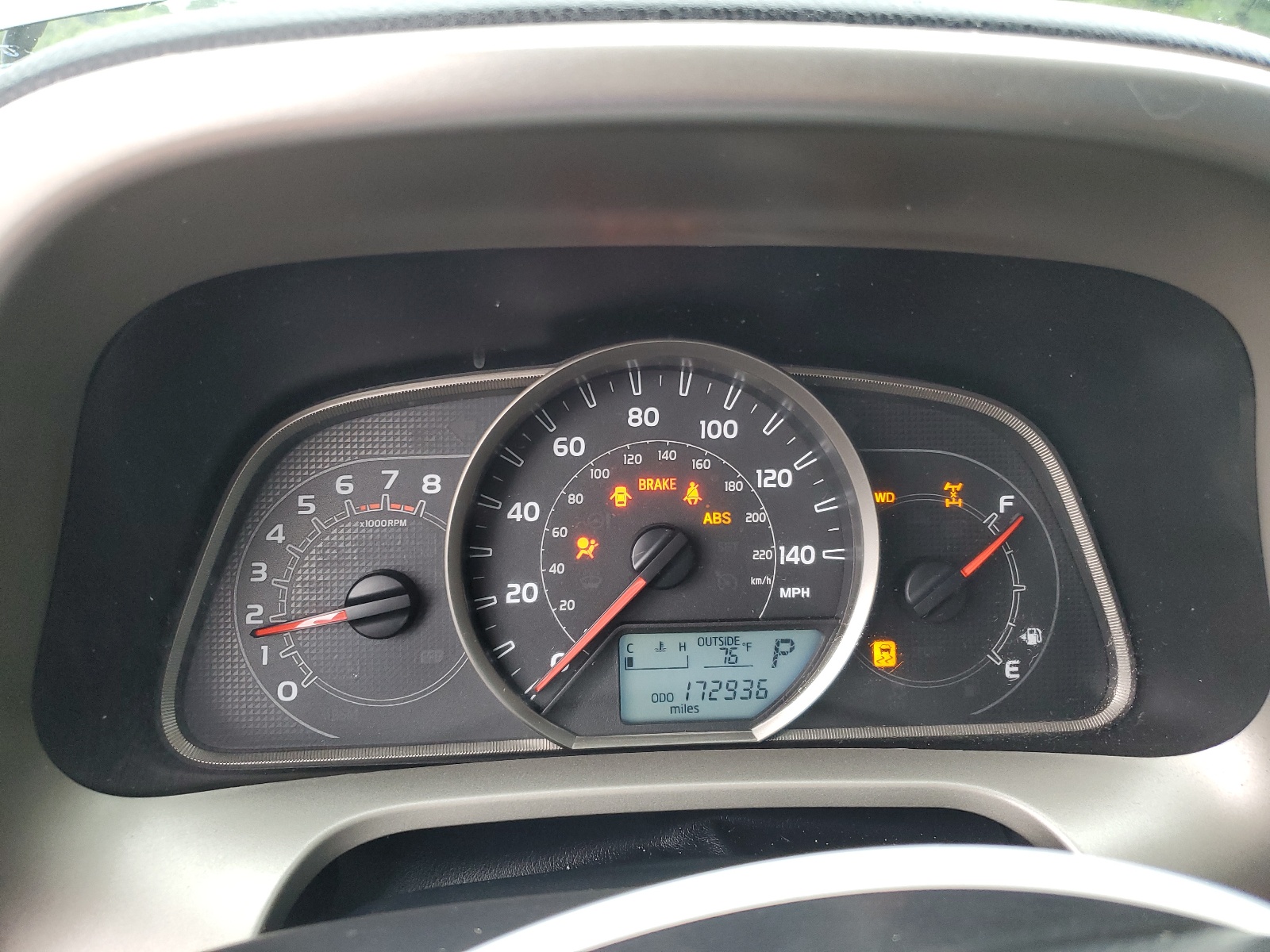 2T3BFREV2FW338813 2015 Toyota Rav4 Le