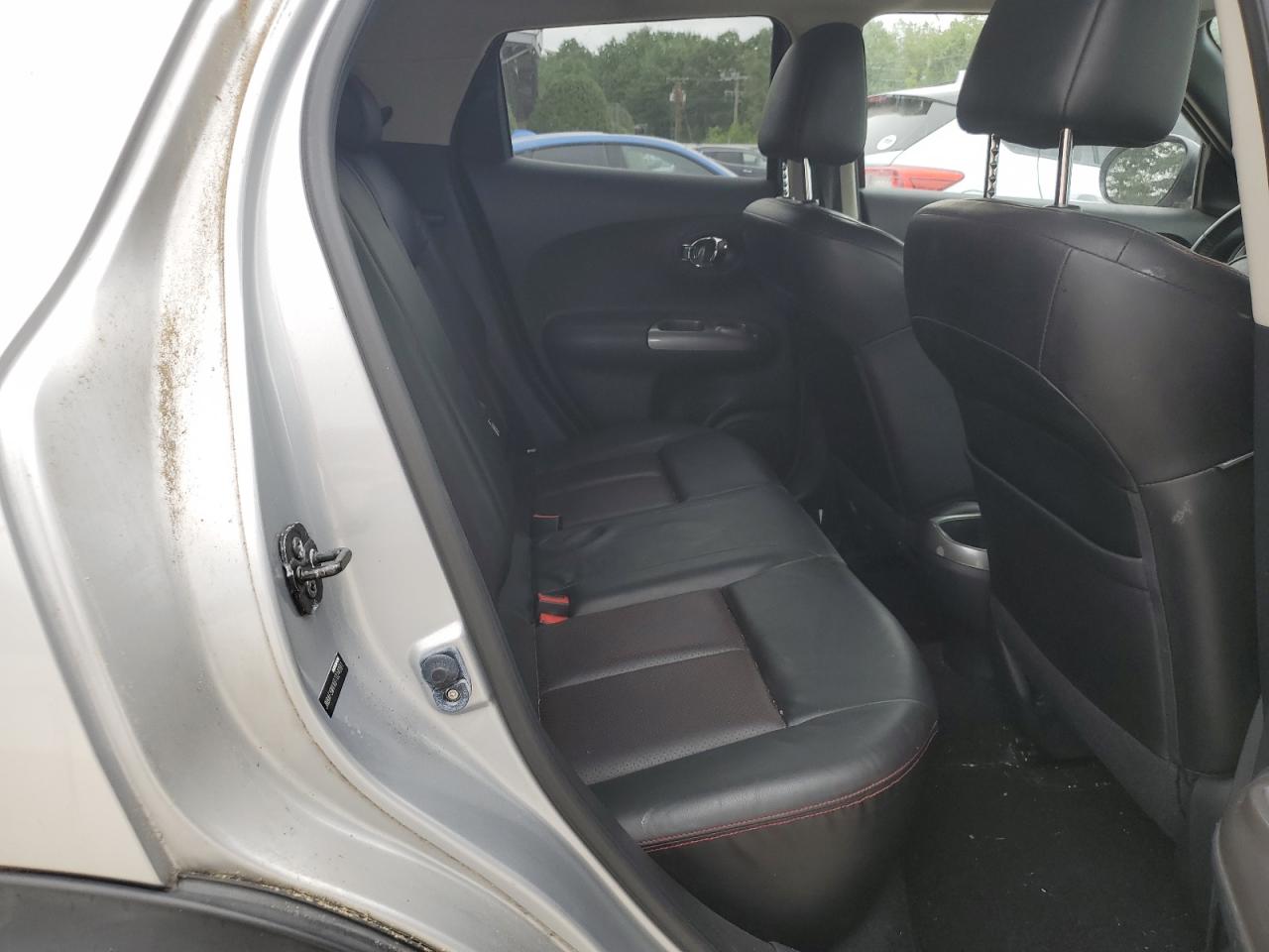 2011 Nissan Juke S VIN: JN8AF5MVXBT024091 Lot: 64604434