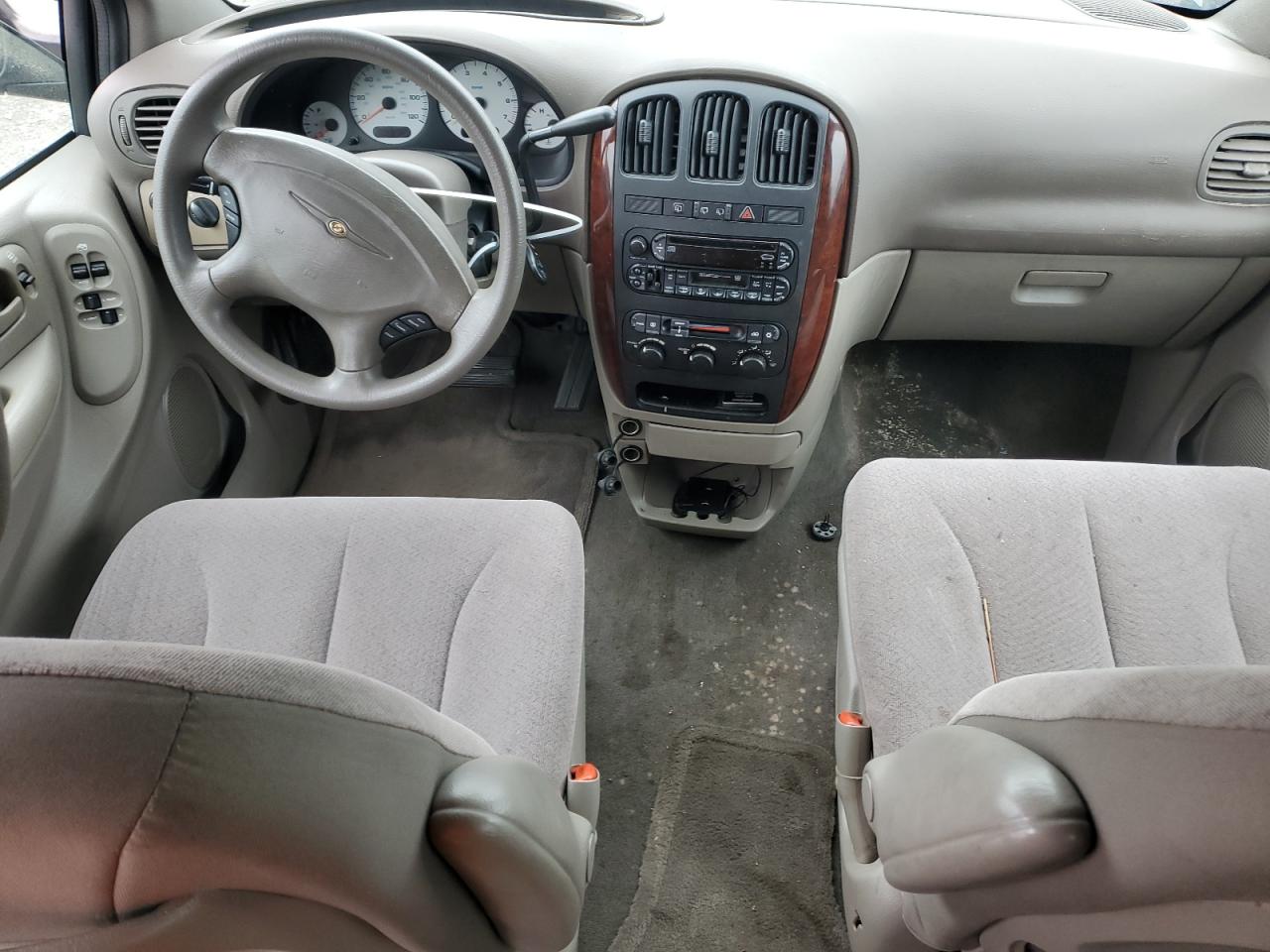 2002 Chrysler Town & Country Lx VIN: 2C4GP44382R552277 Lot: 64993634