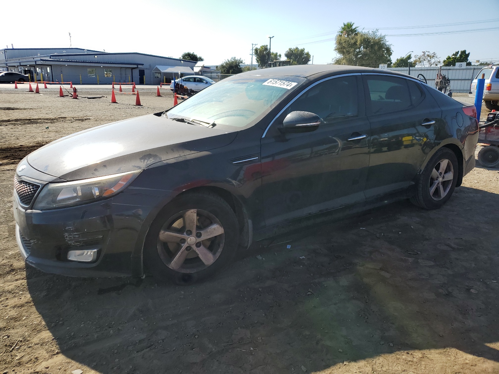 2015 Kia Optima Lx vin: 5XXGM4A75FG370972