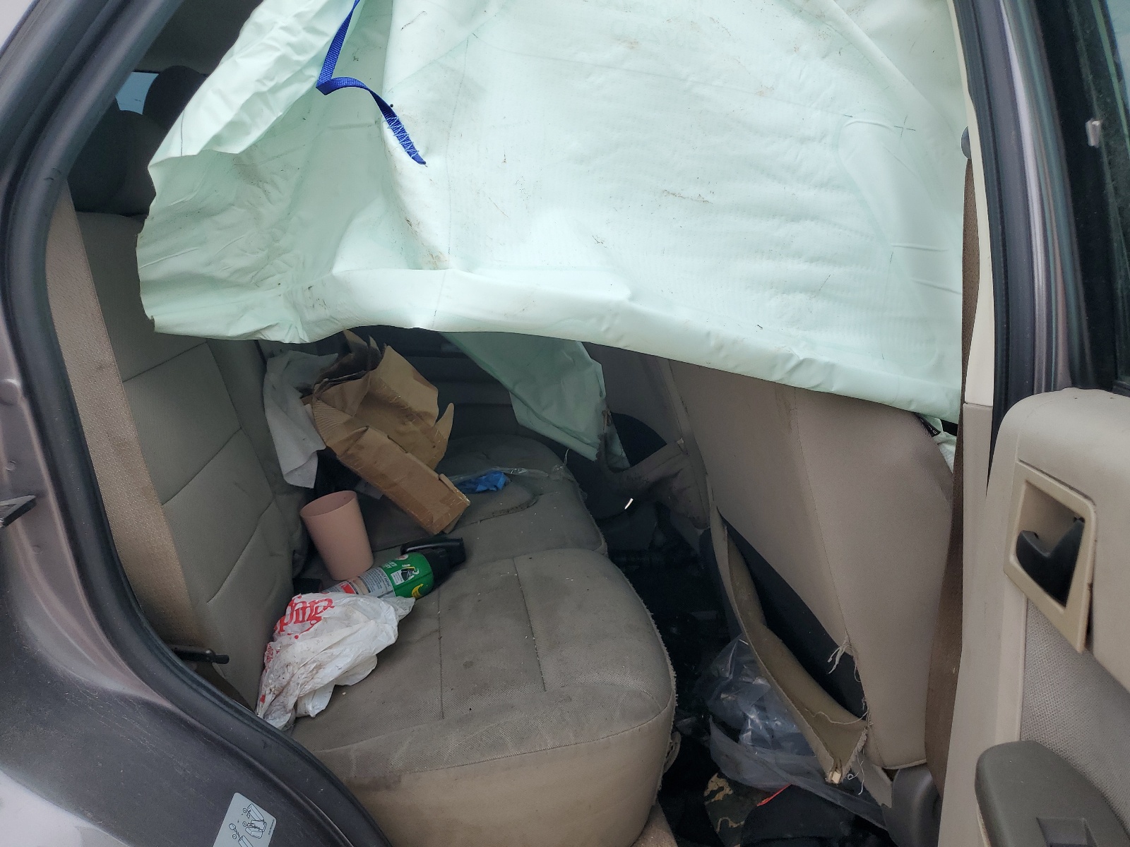 1FMCU0DGXAKC43812 2010 Ford Escape Xlt