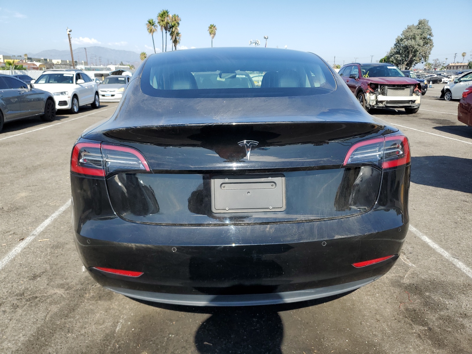 5YJ3E1EA2KF310712 2019 Tesla Model 3