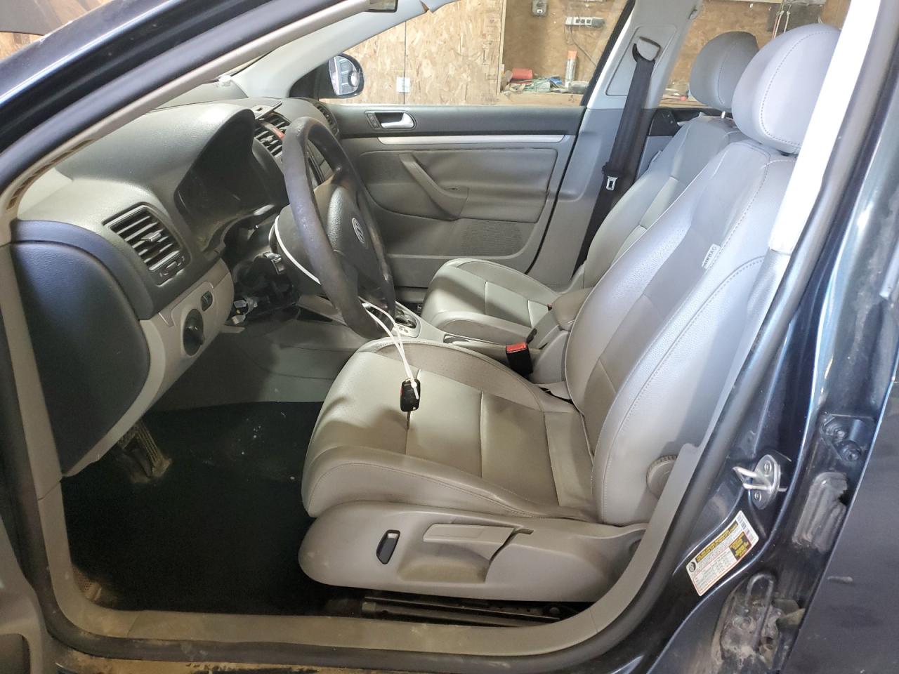 2007 Volkswagen Jetta 2.5 Option Package 1 VIN: 3VWRF71KX7M159028 Lot: 64791944