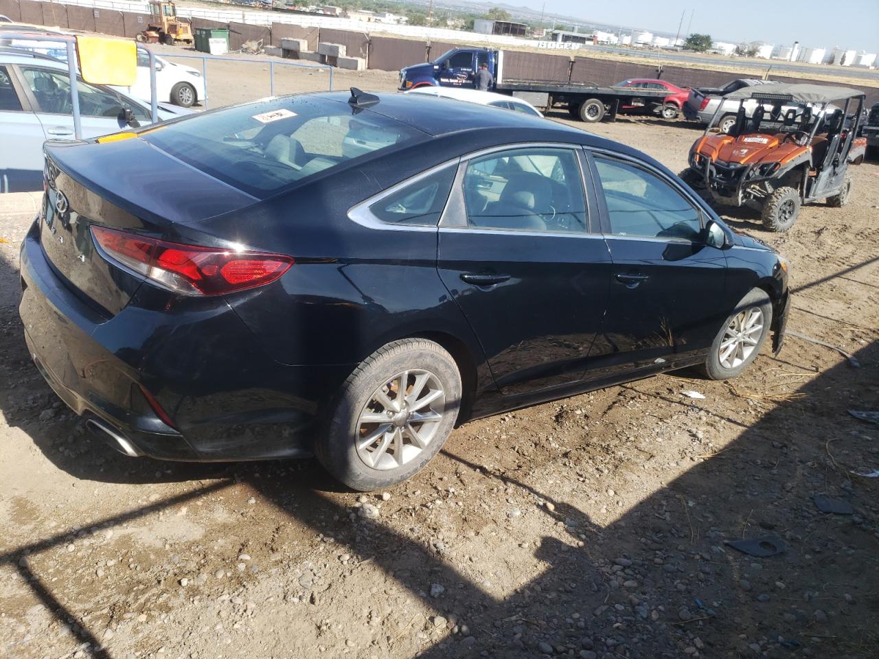 2018 Hyundai Sonata - Image 3