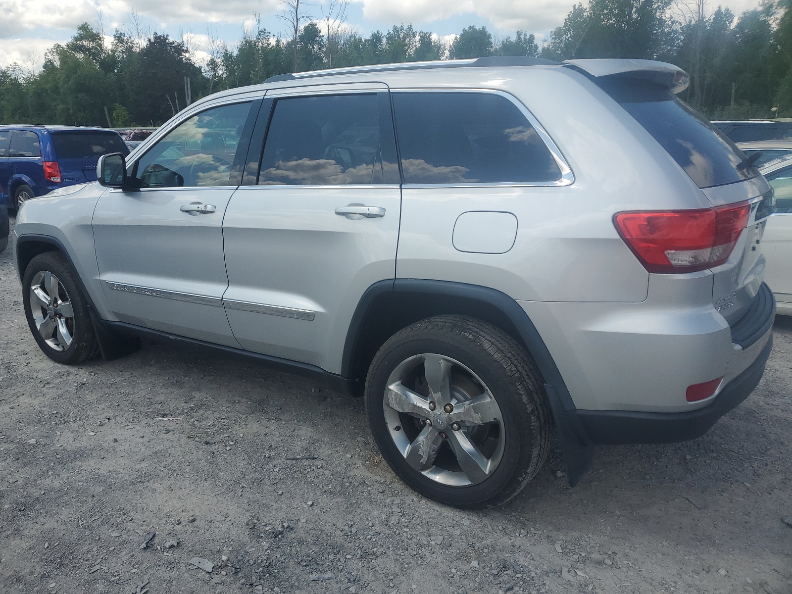 2013 Jeep Grand Cherokee Laredo vin: 1C4RJFAG4DC649842