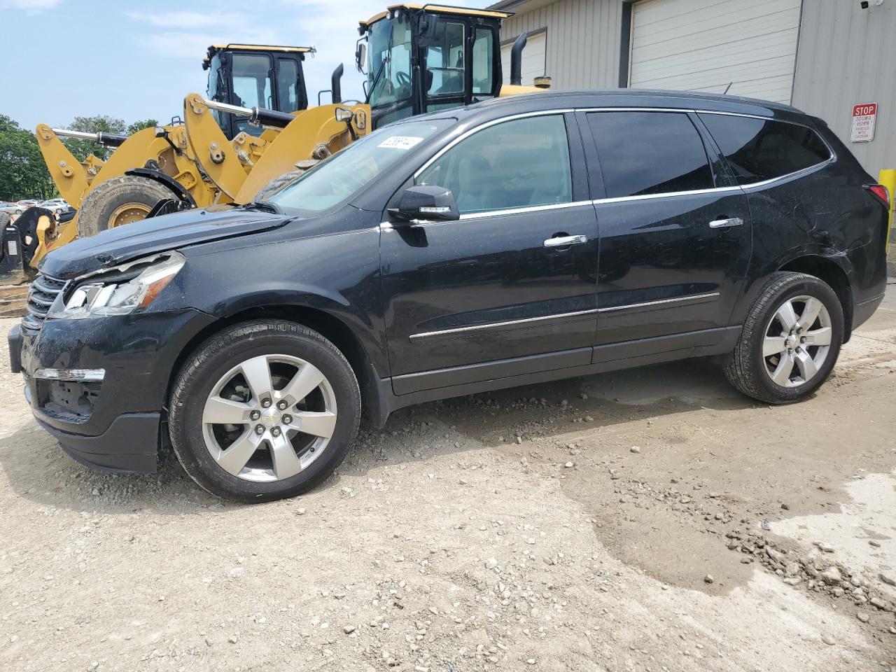 1GNKVJKD5FJ318951 2015 CHEVROLET TRAVERSE - Image 1