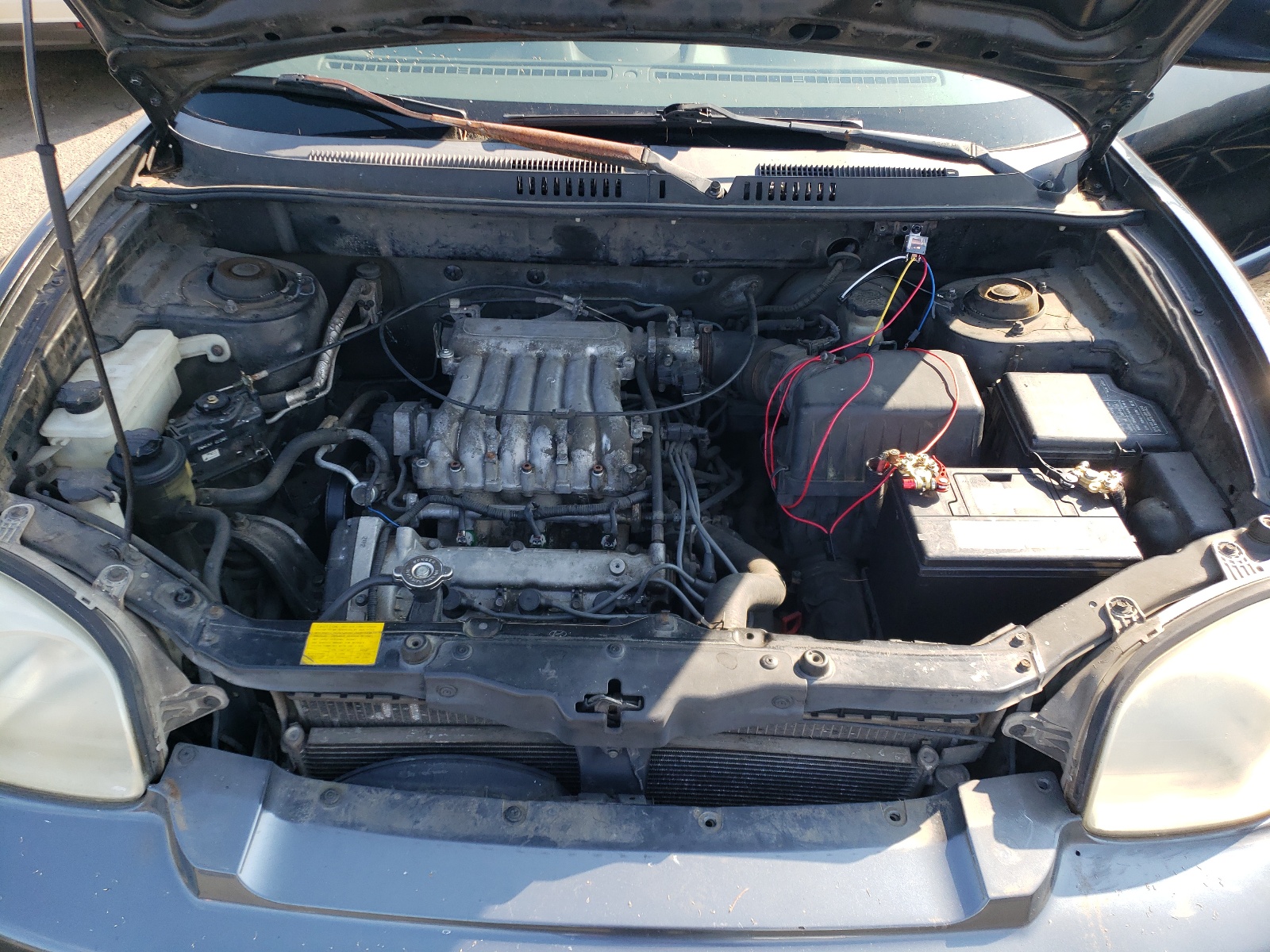 KM8SC83D91U015311 2001 Hyundai Santa Fe Gls