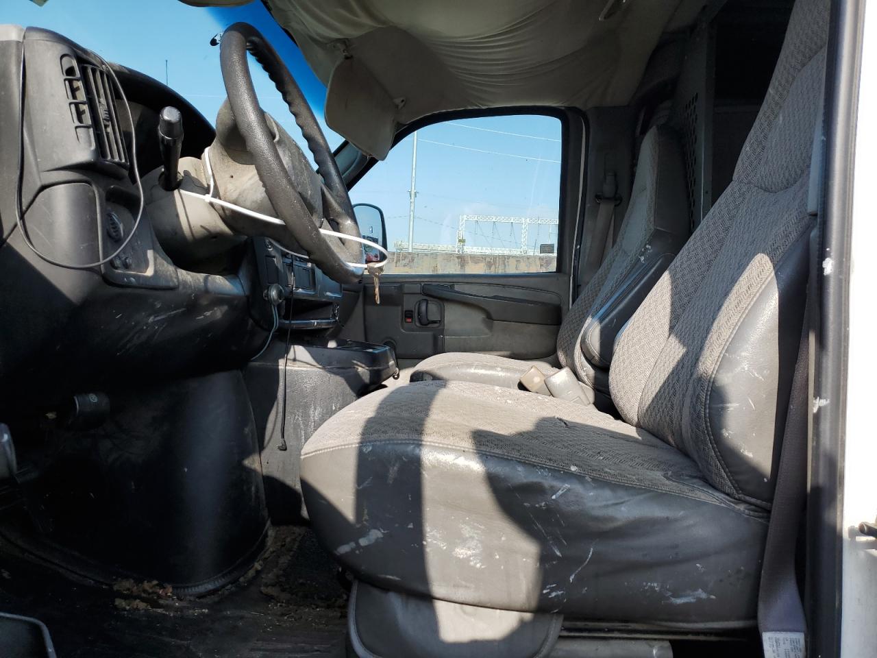 2004 Chevrolet Express G2500 VIN: 1GCGG25V441232918 Lot: 65644754