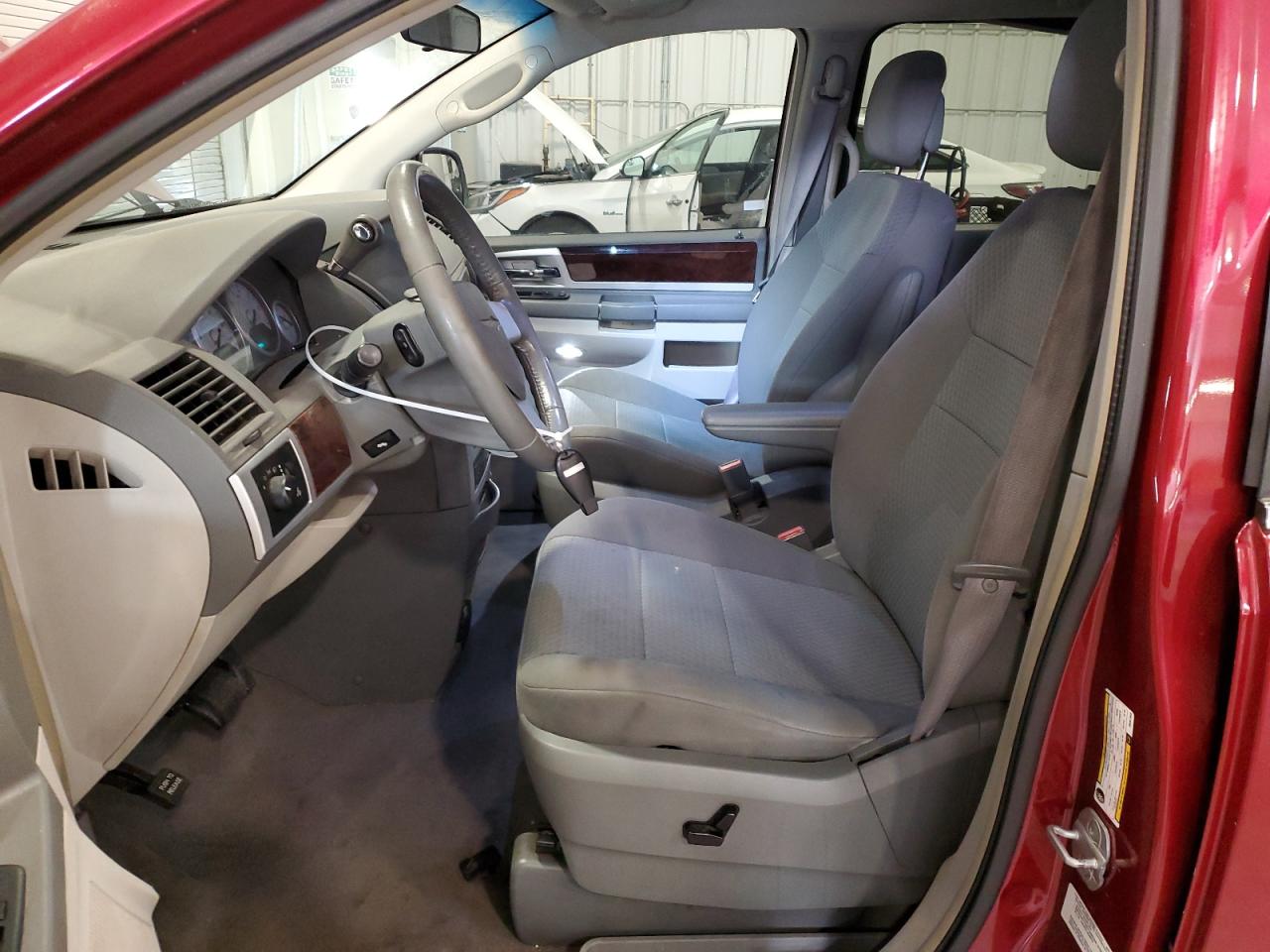 2010 Chrysler Town & Country Touring VIN: 2A4RR5D13AR357669 Lot: 63643384