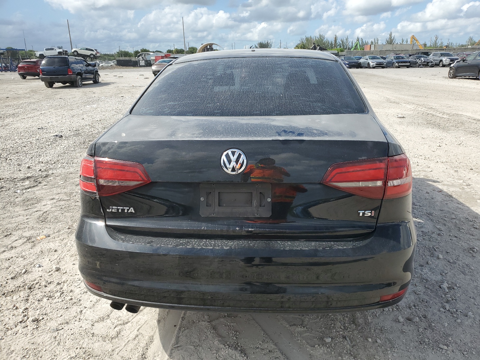 3VW267AJ8GM355073 2016 Volkswagen Jetta S