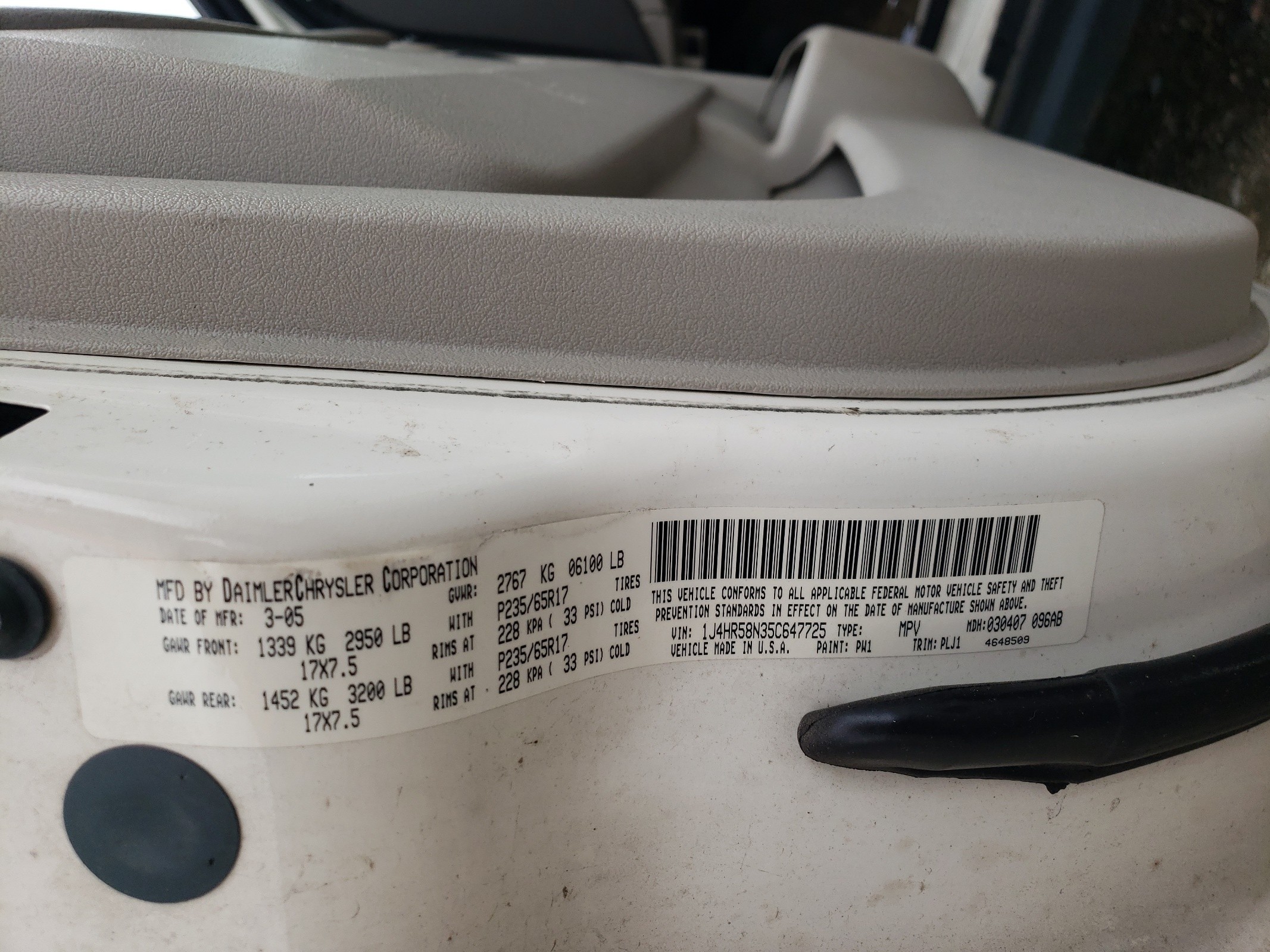 1J4HR58N35C647725 2005 Jeep Grand Cherokee Limited