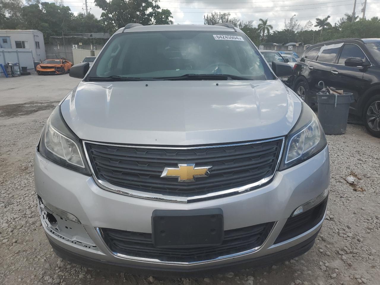 VIN 1GNKRFED9FJ342442 2015 CHEVROLET TRAVERSE no.5