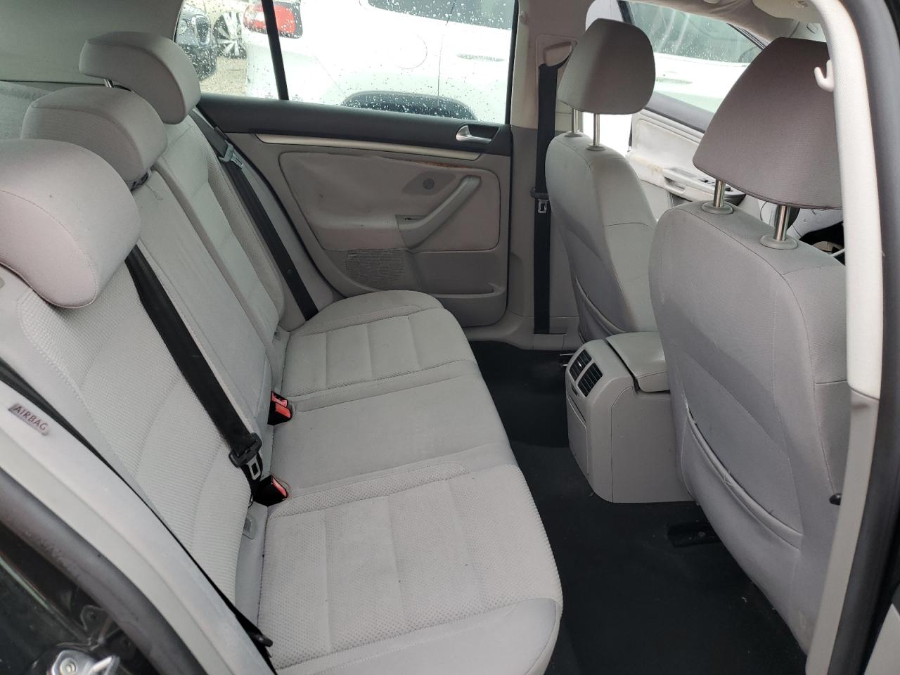 2007 Volkswagen Rabbit VIN: WVWDR91K47W080714 Lot: 63546054