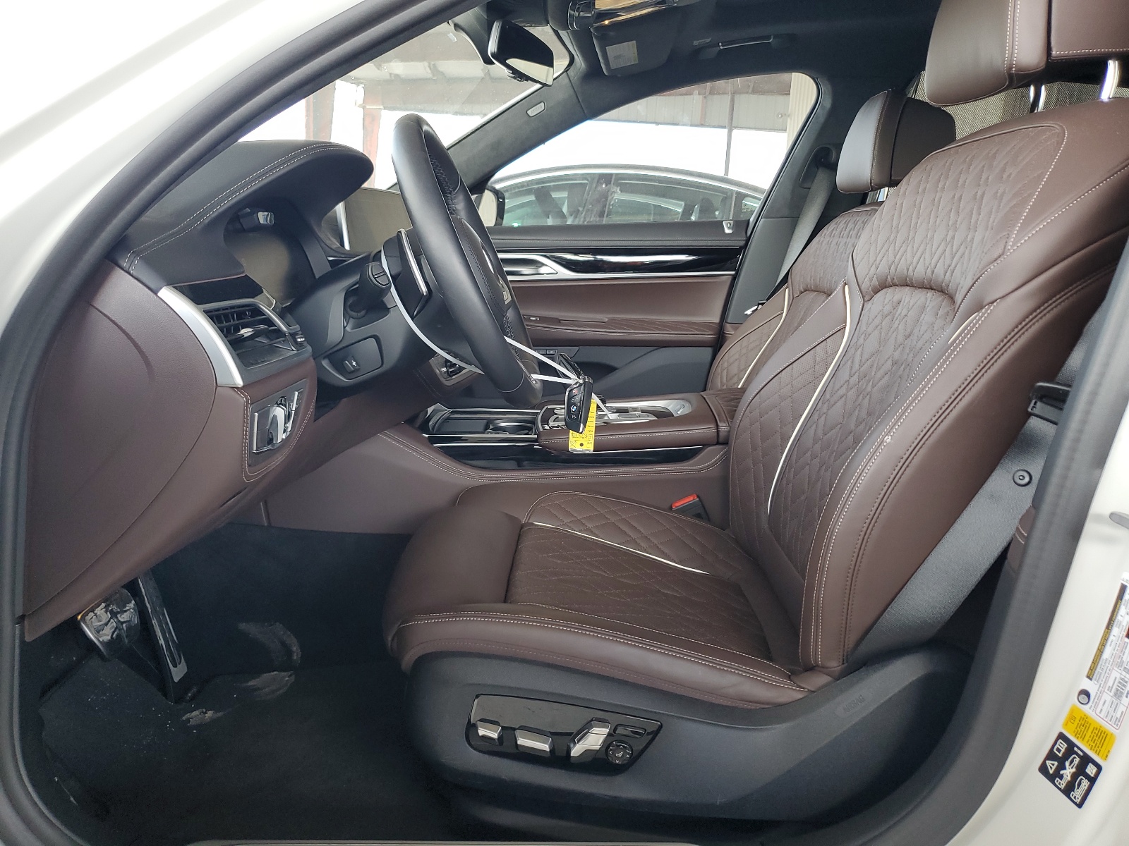 WBA7U6C09NCK95779 2022 BMW M760 Xi