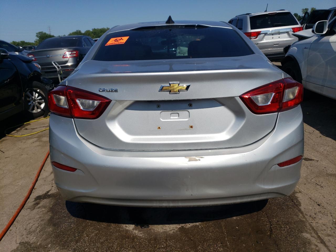 2018 Chevrolet Cruze Ls VIN: 1G1BC5SM1J7222979 Lot: 64272504