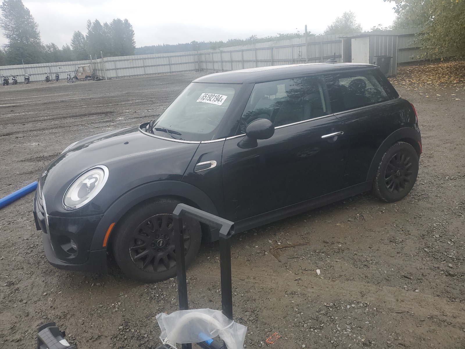 2016 Mini Cooper vin: WMWXP5C5XG2D70739