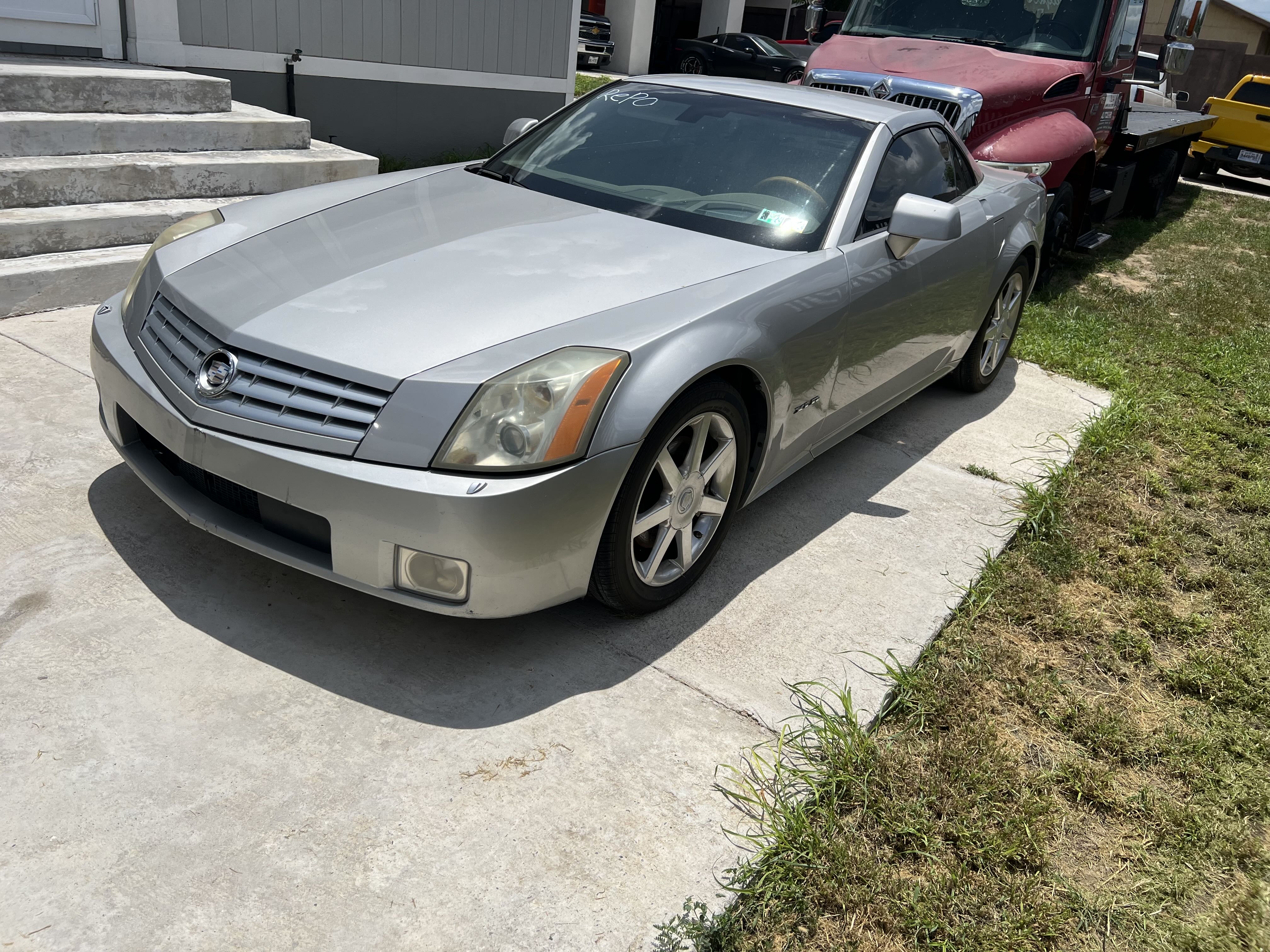 1G6YV34AX55603575 2005 Cadillac Xlr