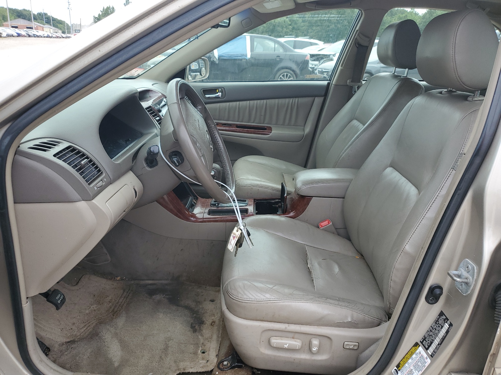 4T1BF30K45U615446 2005 Toyota Camry Le