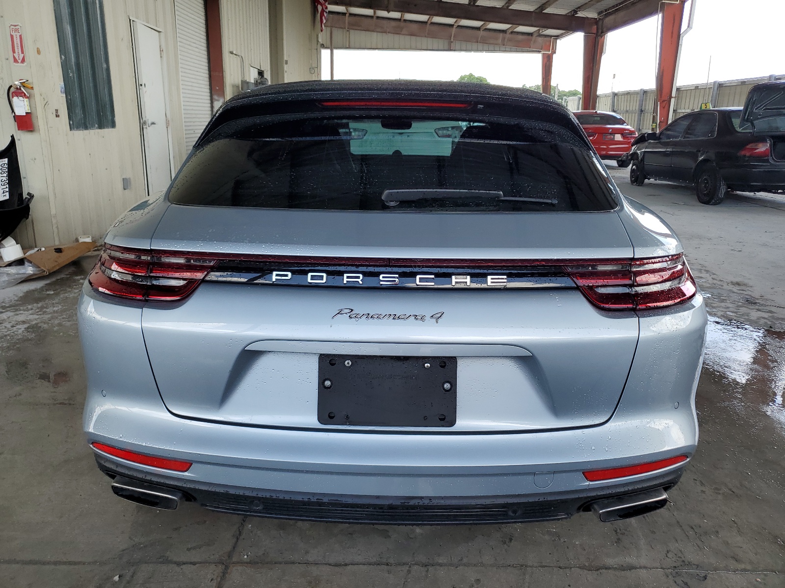 WP0CA2A77JL181132 2018 Porsche Panamera 4 Sport Turismo