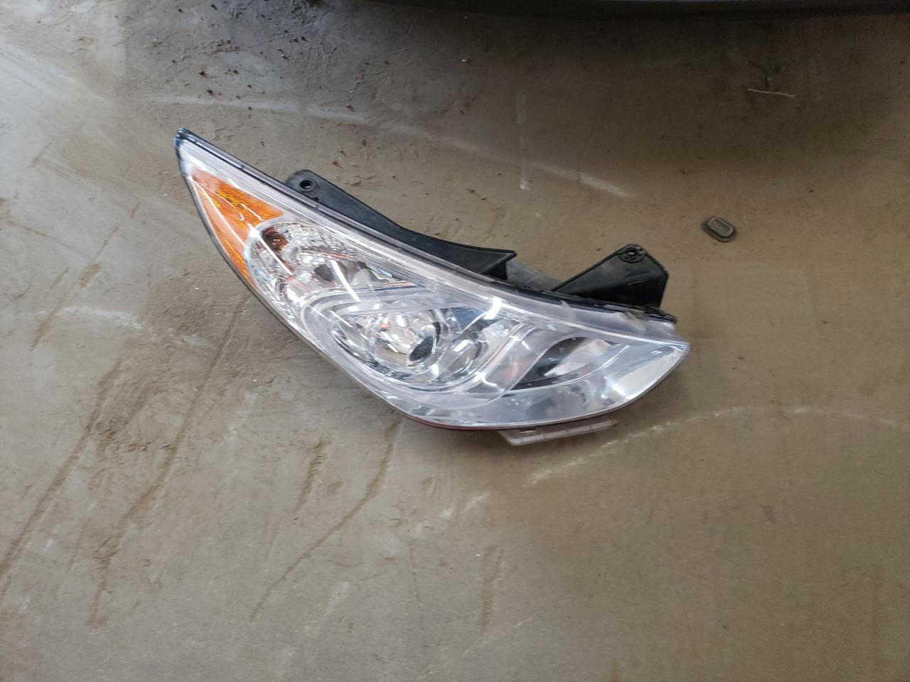 2013 Hyundai Sonata Hybrid VIN: KMHEC4A4XDA081588 Lot: 62731854