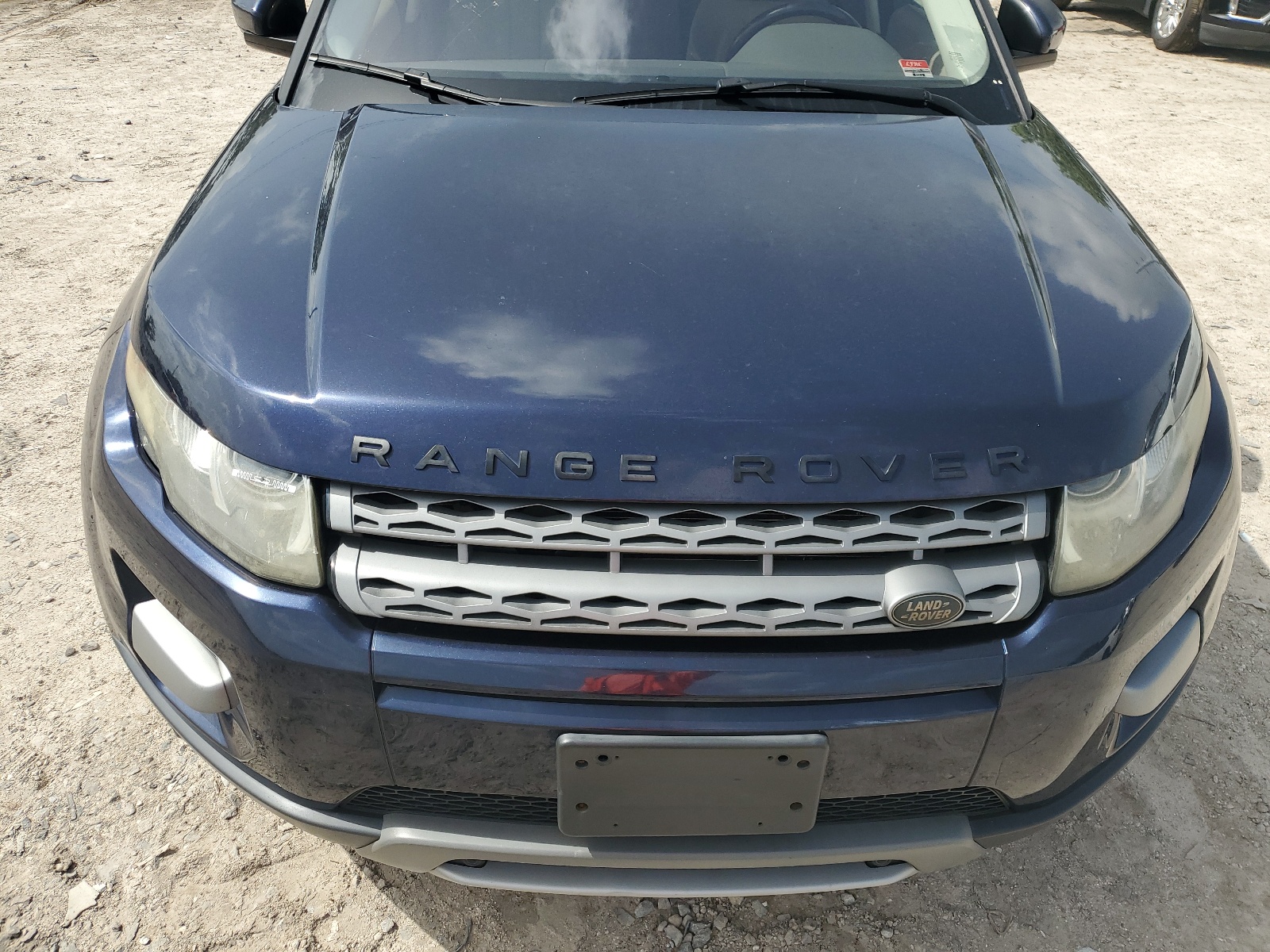 2014 Land Rover Range Rover Evoque Pure vin: SALVN2BG2EH885915