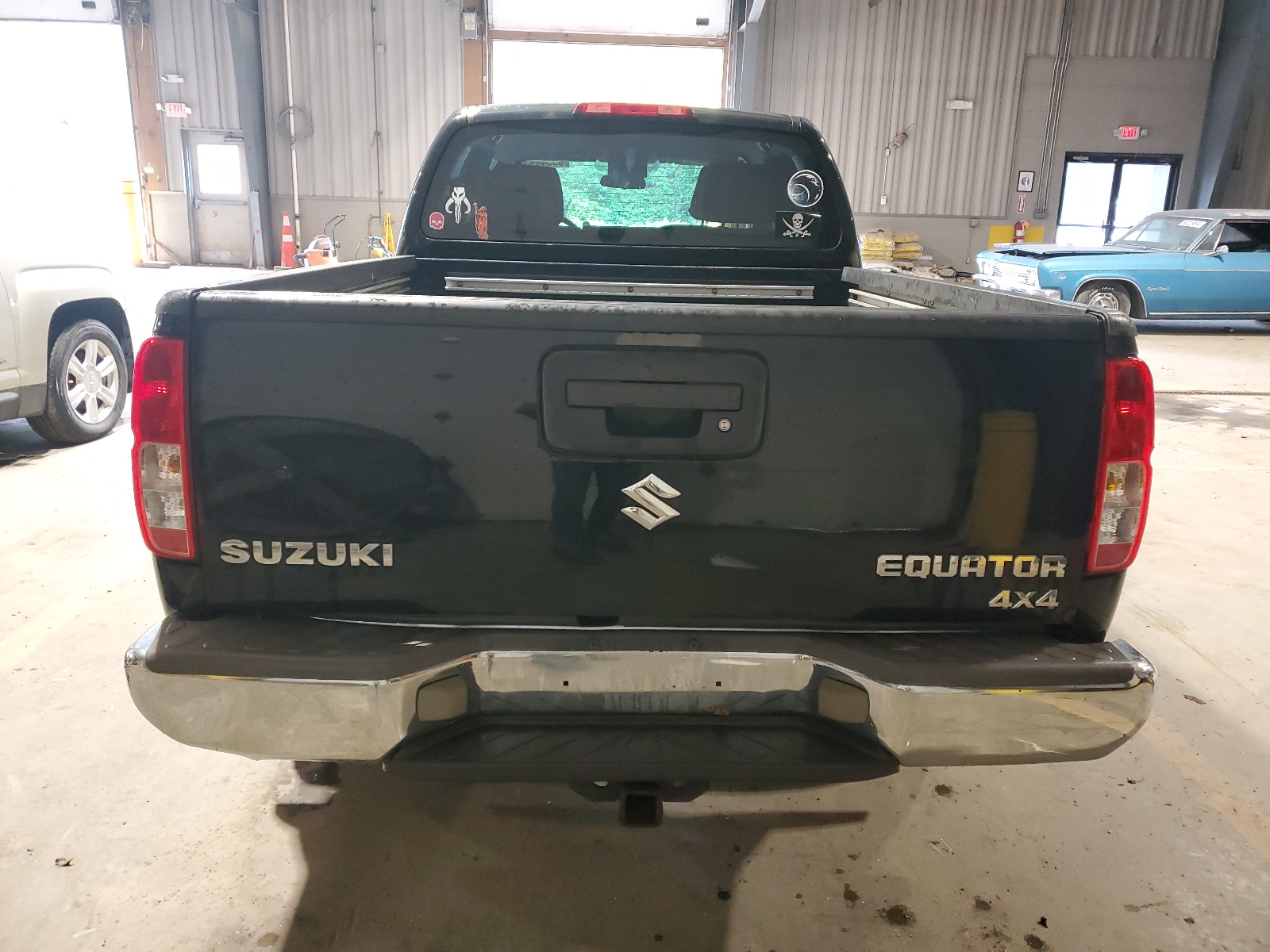 5Z61D0FV3AC423300 2010 Suzuki Equator Sport