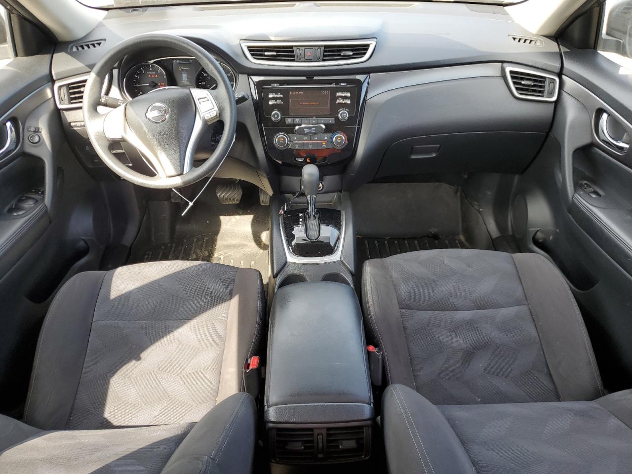 2015 Nissan Rogue S VIN: KNMAT2MT6FP515239 Lot: 64238144