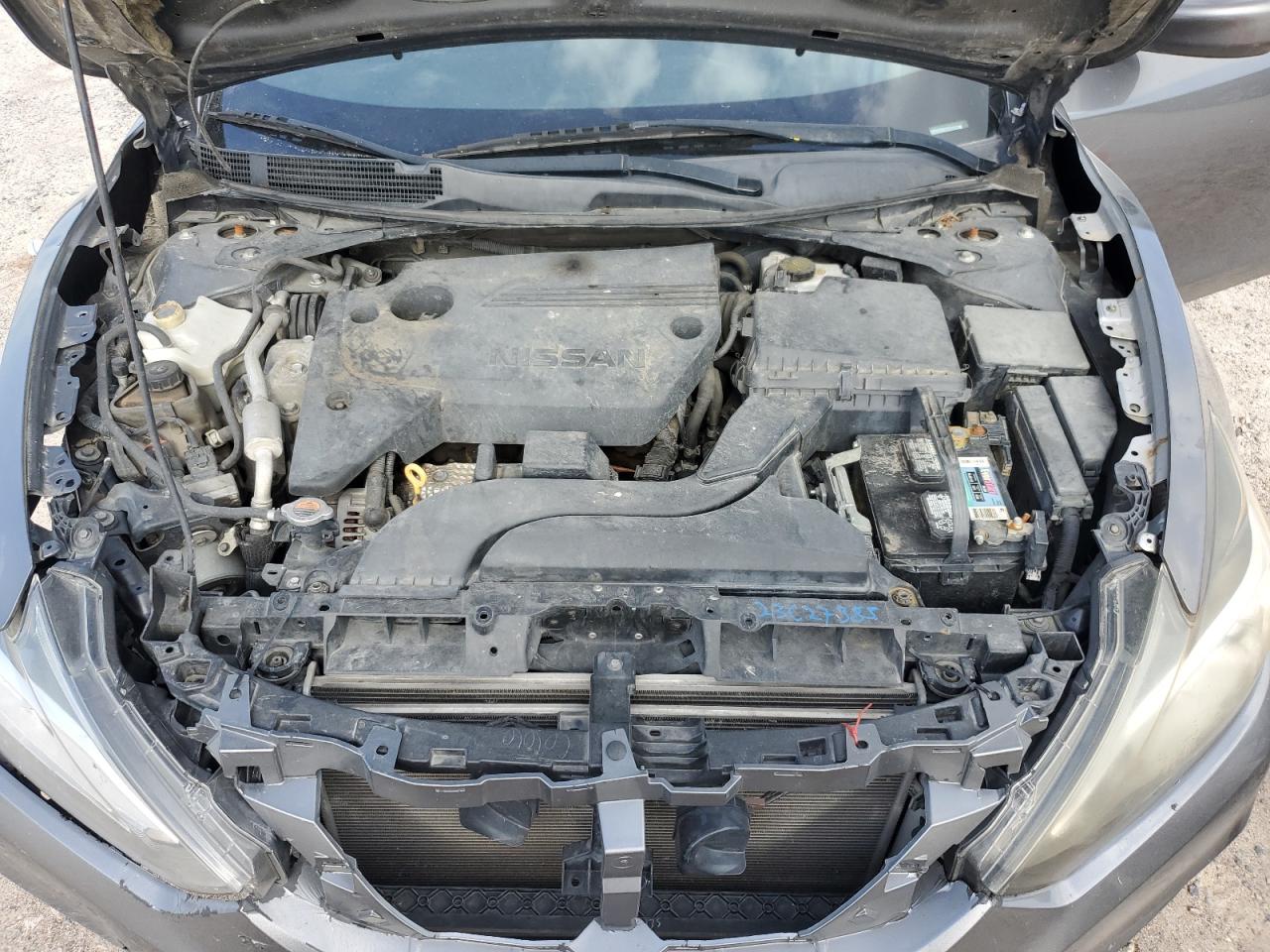 2016 Nissan Altima - Image 11