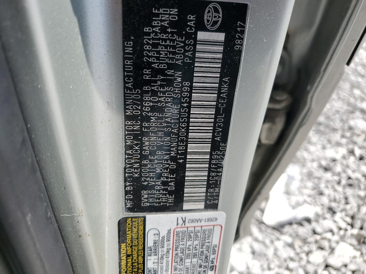 2005 Toyota Camry Le VIN: 4T1BE30K65U545998 Lot: 64109264