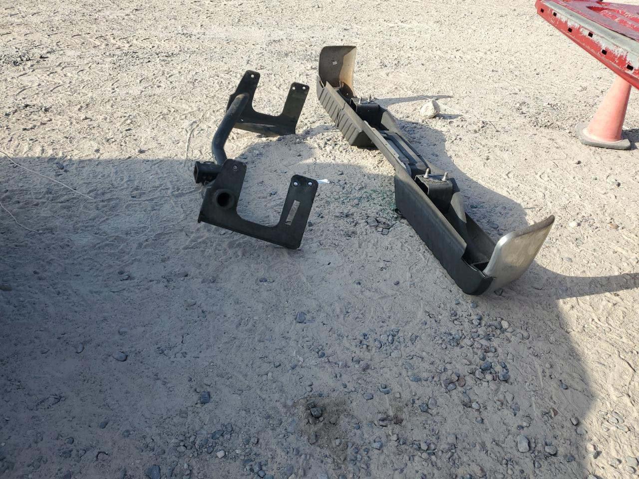 2005 Ford F150 VIN: 1FTRX12WX5NB53831 Lot: 61613814