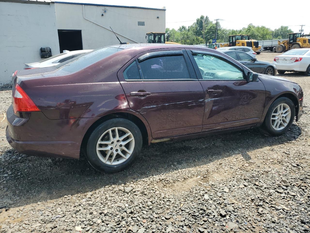 2011 Ford Fusion S VIN: 3FAHP0GAXBR322277 Lot: 63020644