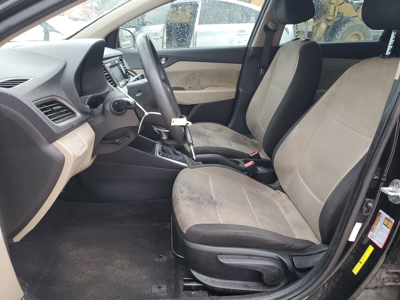 3KPC24A38KE062571 2019 Hyundai Accent Se