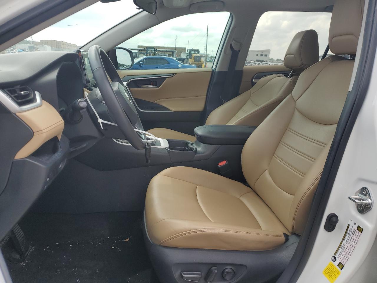 2020 Toyota Rav4 Xle Premium VIN: 2T3C1RFV8LW079404 Lot: 64362354