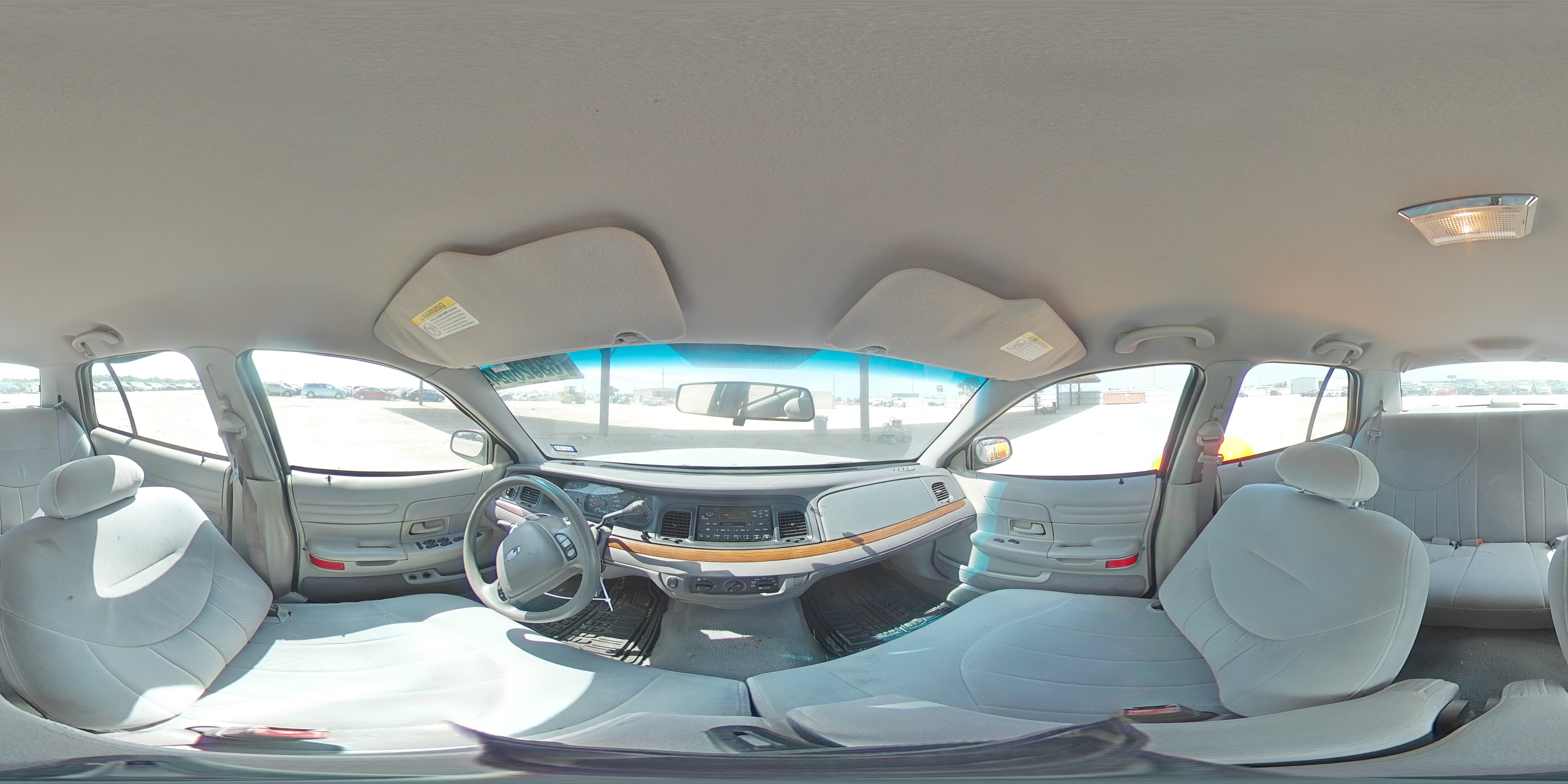 2001 Ford Crown Victoria VIN: 2FAFP73W71X114603 Lot: 63426054