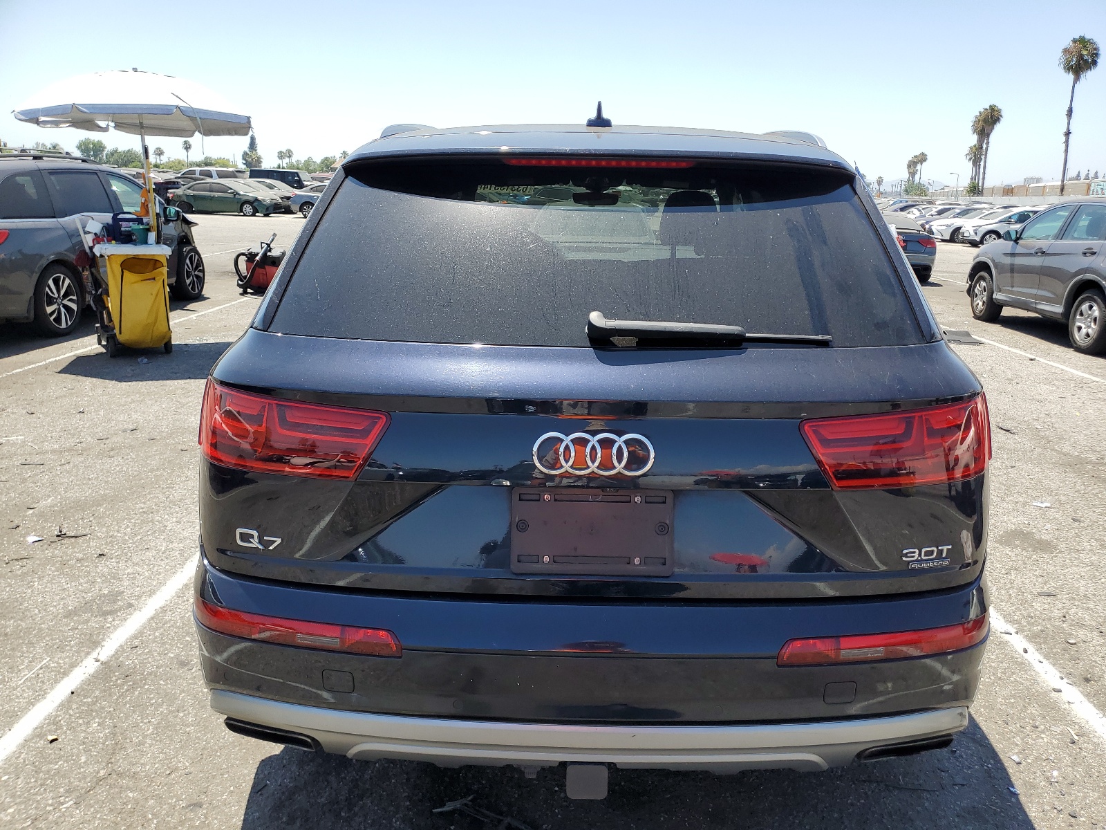 WA1LAAF79HD049118 2017 Audi Q7 Premium Plus