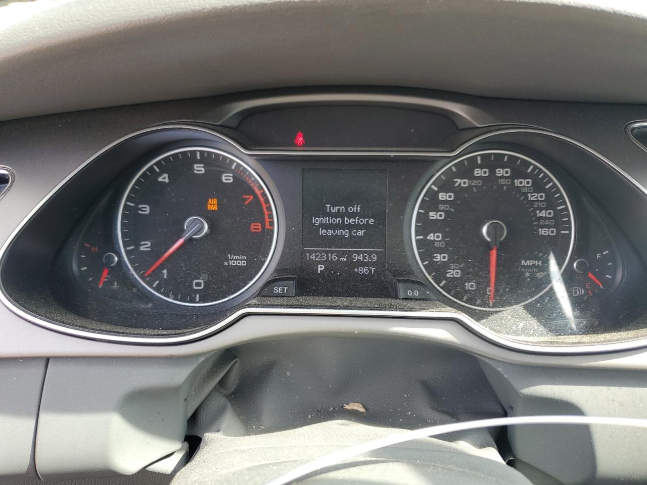 2013 Audi A4 Premium VIN: WAUBFAFL2DN011599 Lot: 61023424