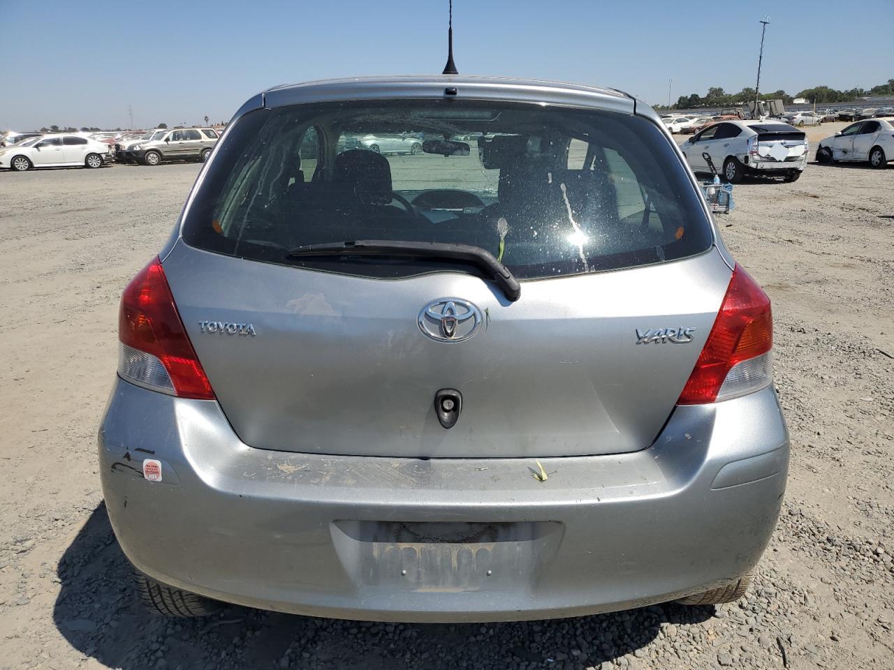 2009 Toyota Yaris VIN: JTDJT903695263605 Lot: 62187994