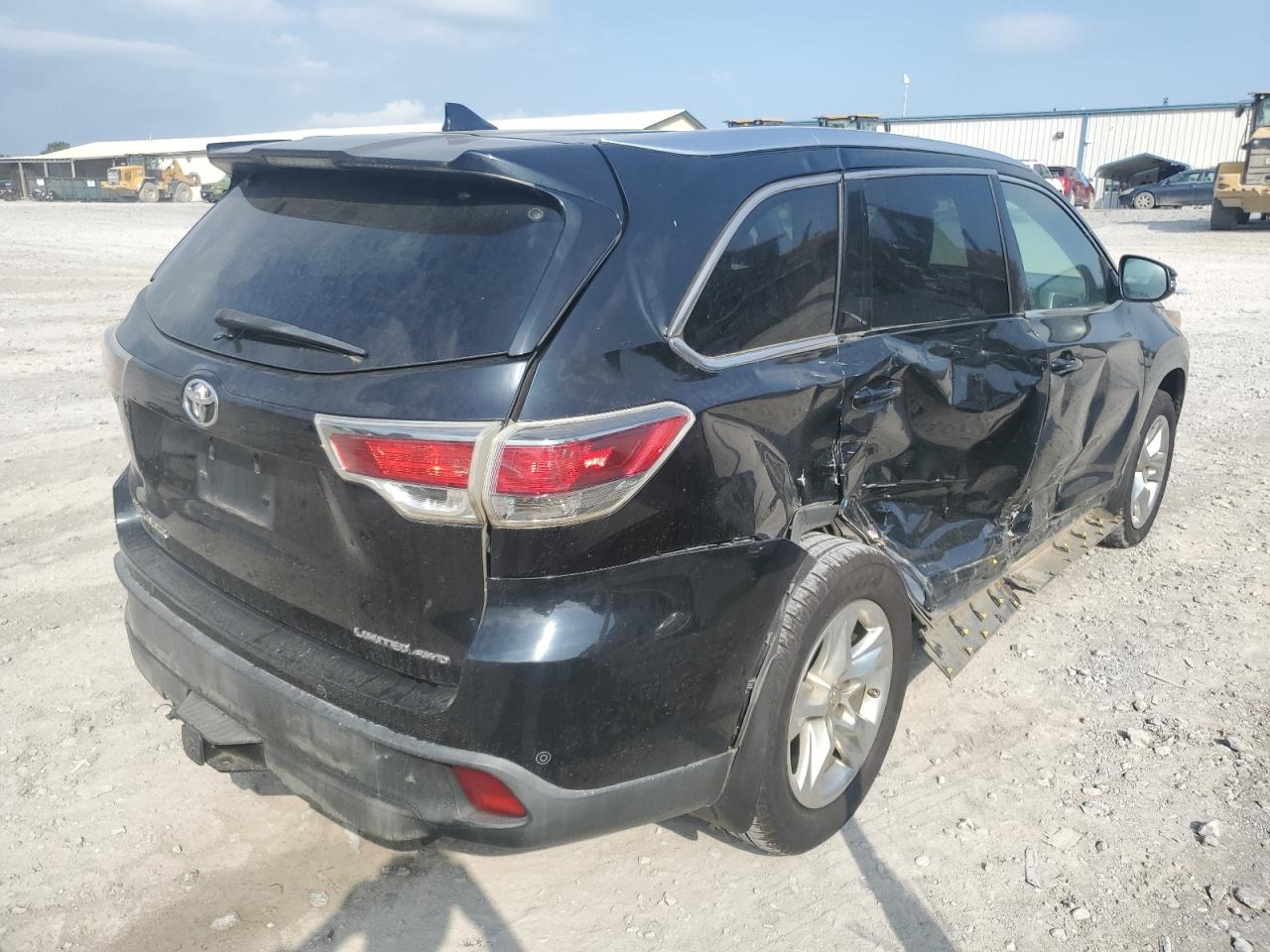 2015 Toyota Highlander Limited VIN: 5TDDKRFH3FS165298 Lot: 63500484