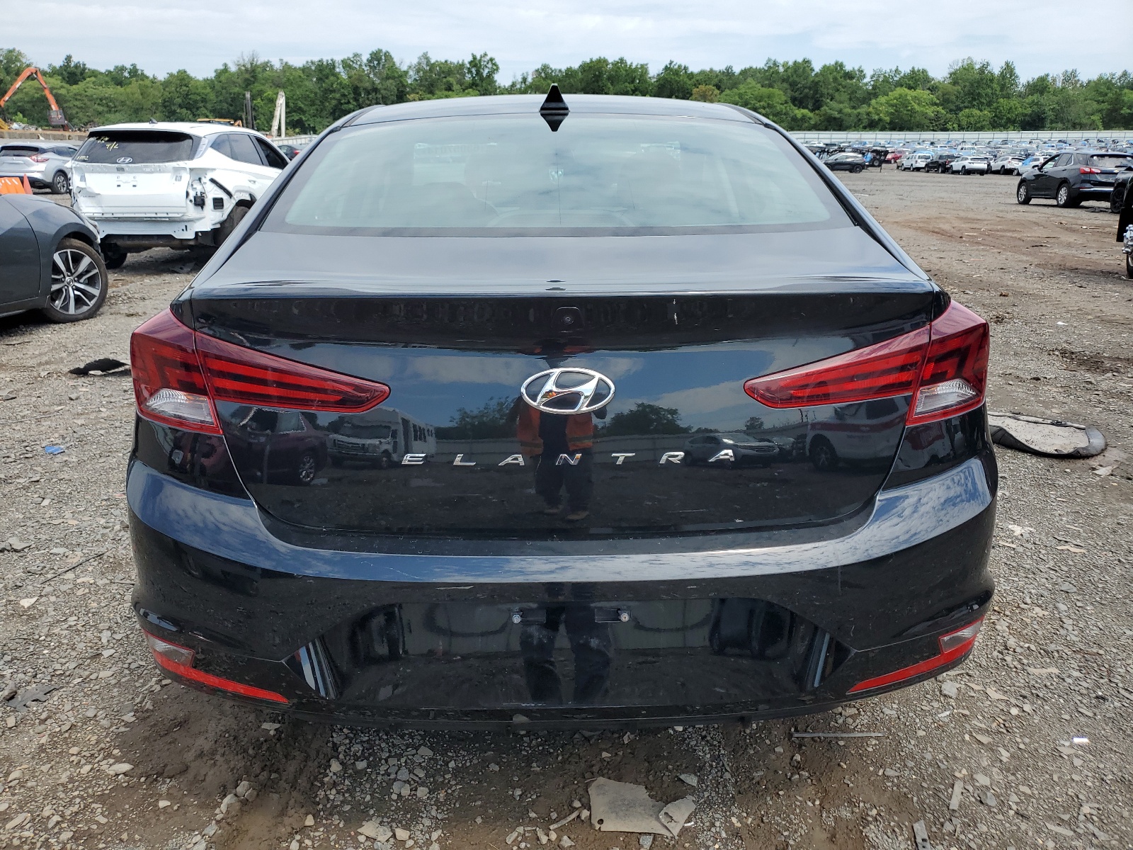 2019 Hyundai Elantra Sel vin: 5NPD84LF6KH453966