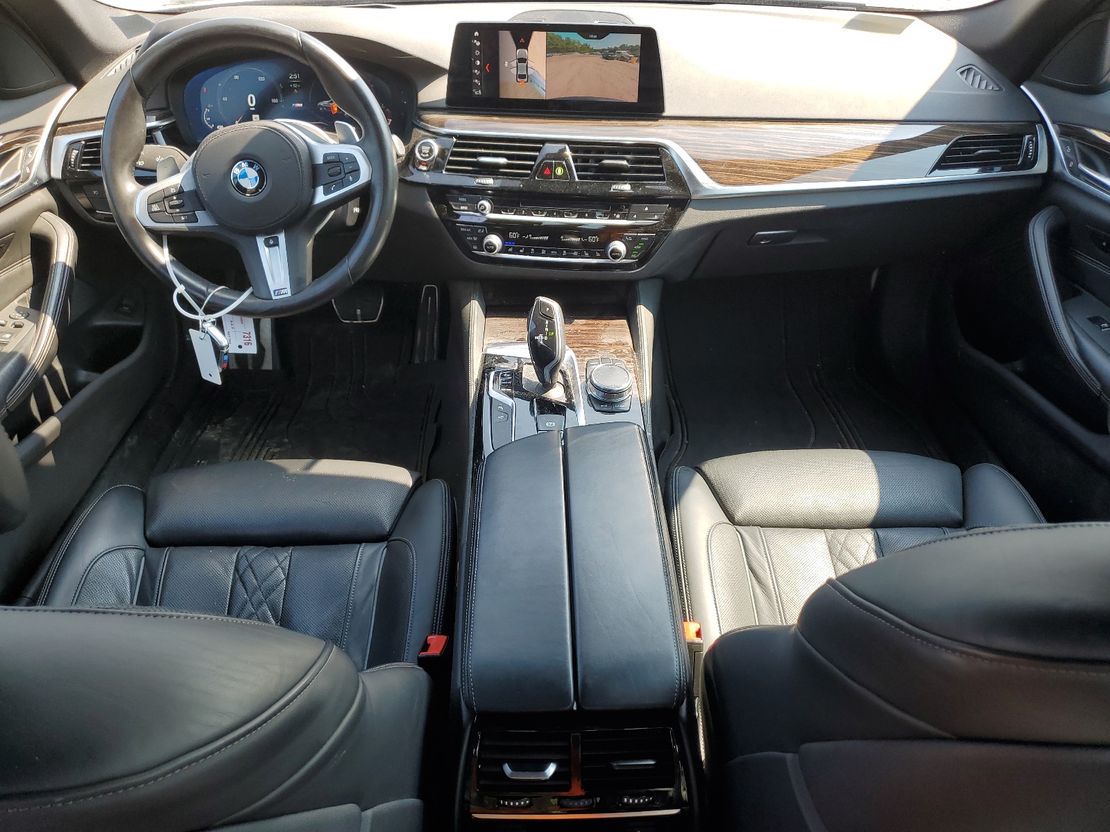 WBAJE7C55KWW10558 2019 BMW 540 Xi