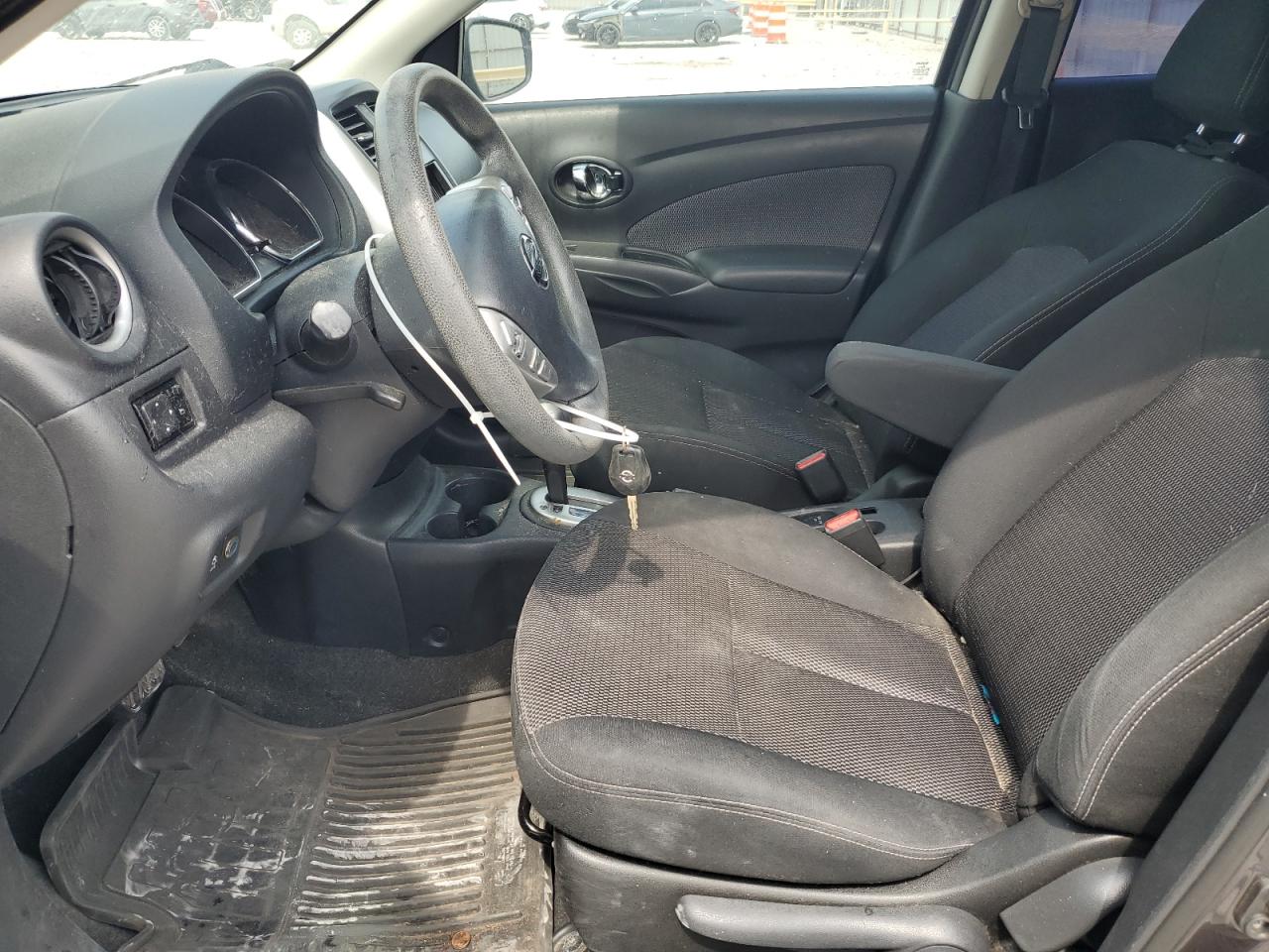 2015 Nissan Versa S VIN: 3N1CN7AP0FL890811 Lot: 61803934