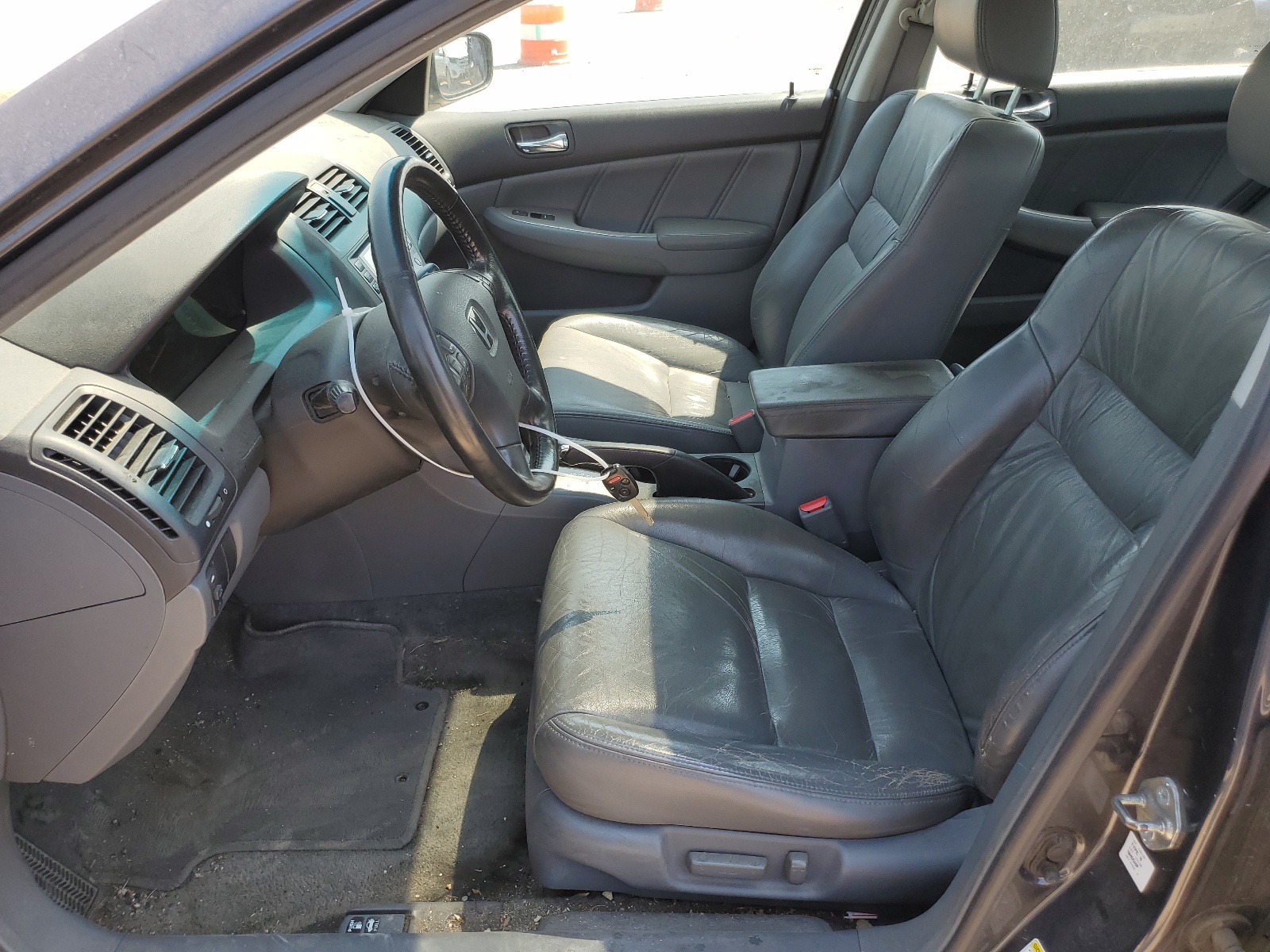 1HGCM56824A052212 2004 Honda Accord Ex