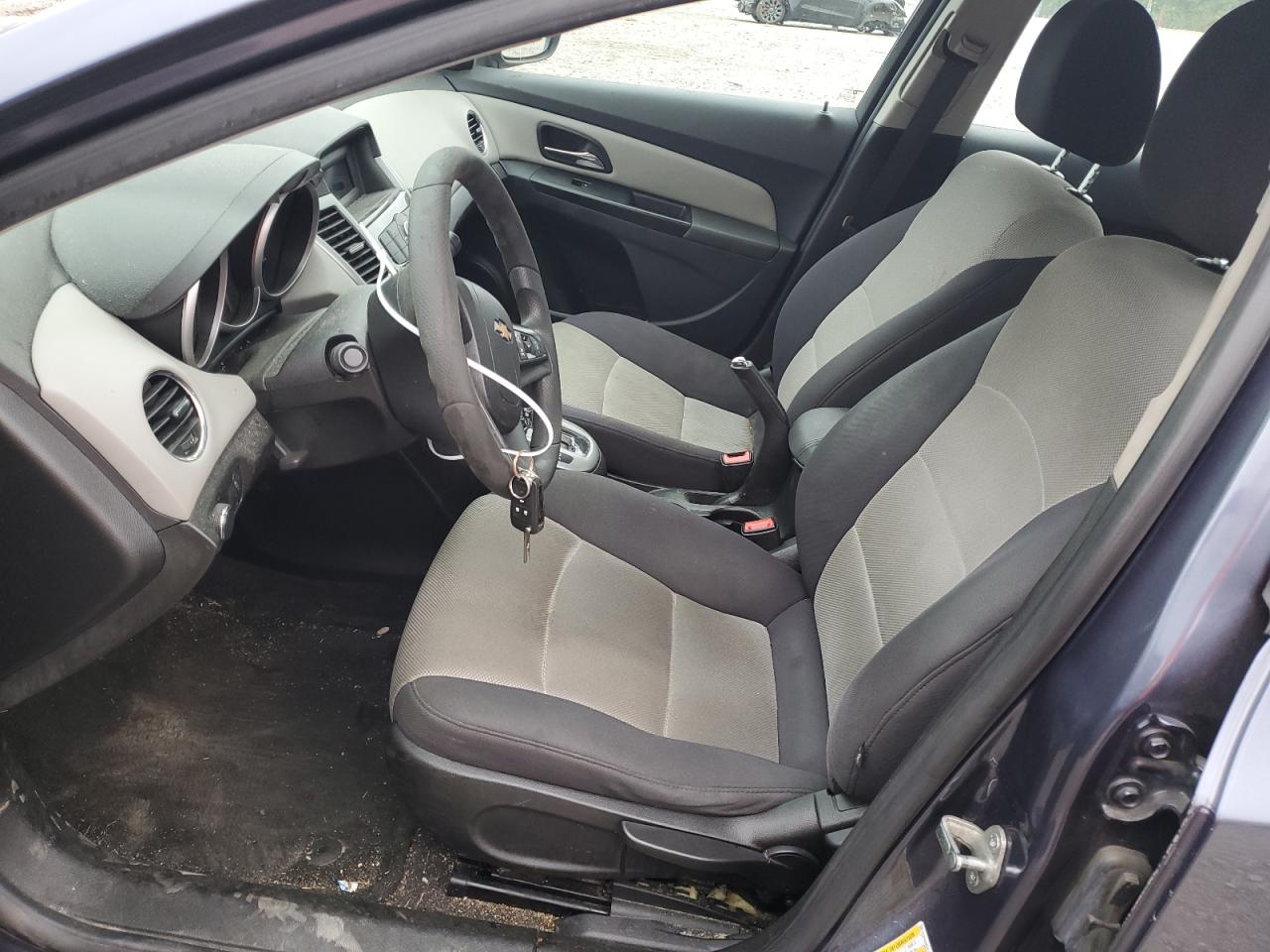 2014 Chevrolet Cruze - Image 7