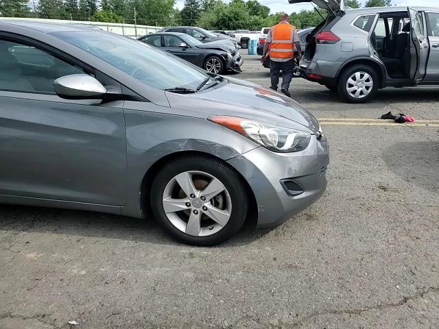 2013 Hyundai Elantra Gls VIN: 5NPDH4AE5DH351121 Lot: 64176364